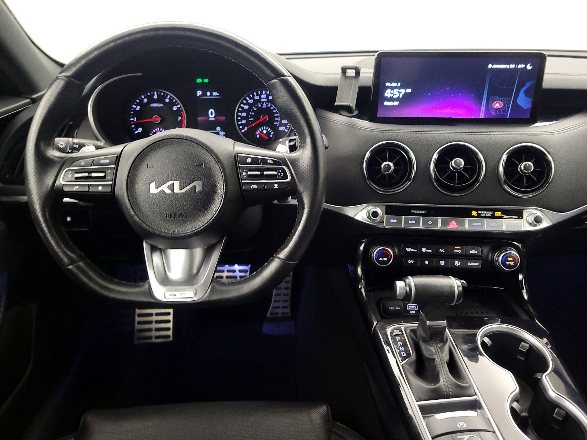 Thumbnail: 2023 Kia Stinger - 10