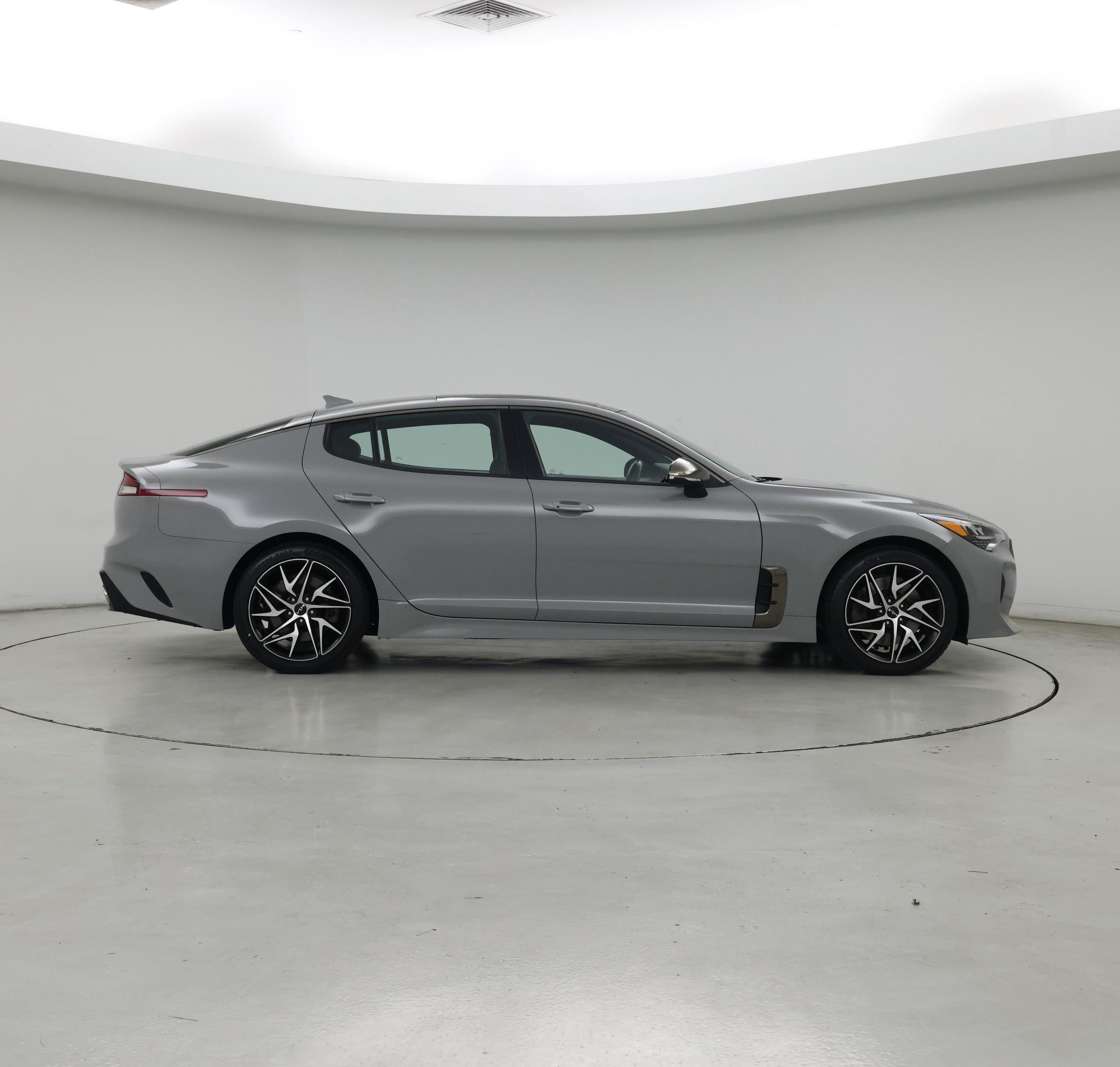 Thumbnail: 2023 Kia Stinger - 7