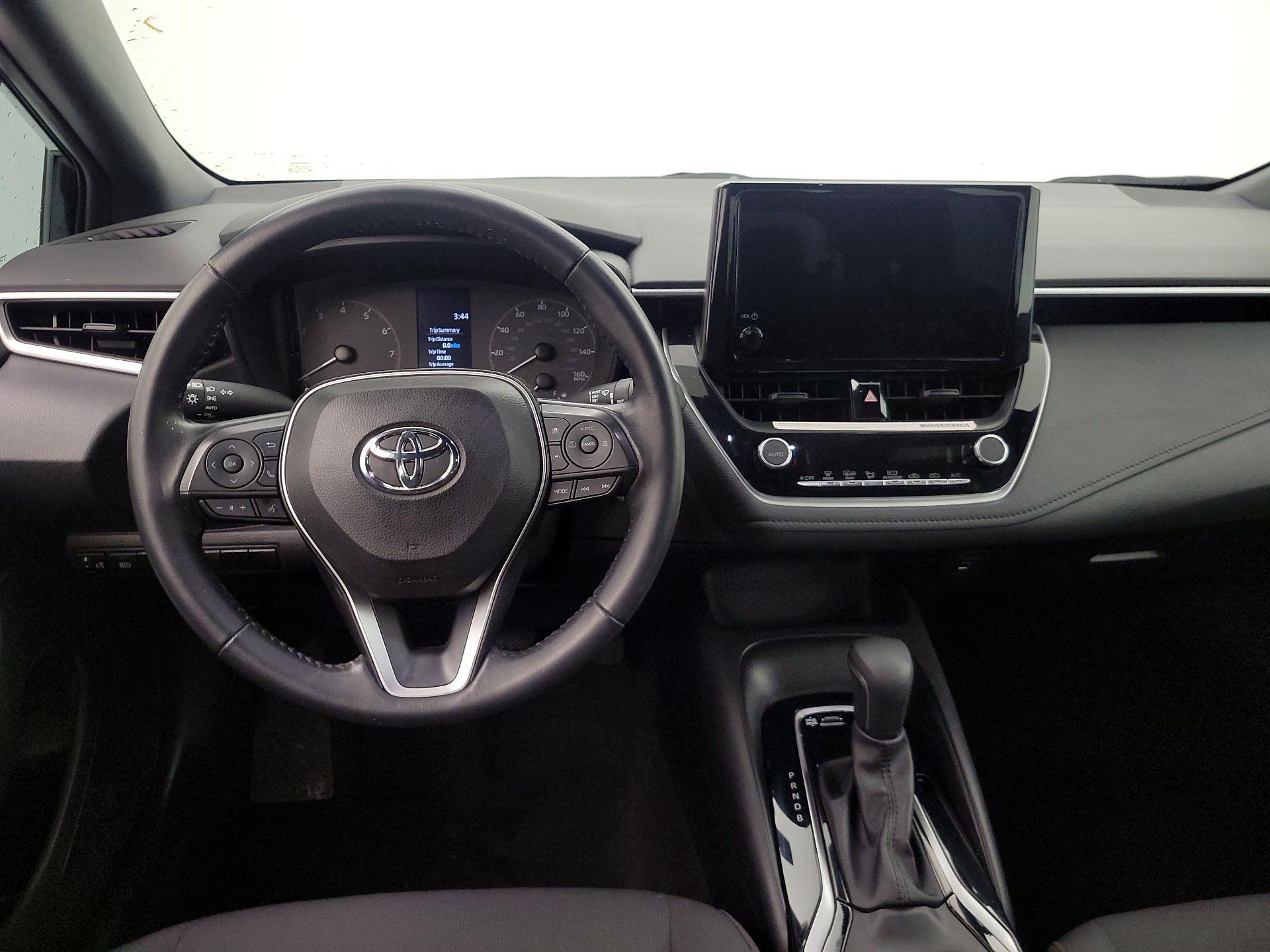 Thumbnail: 2023 Toyota Corolla - 10