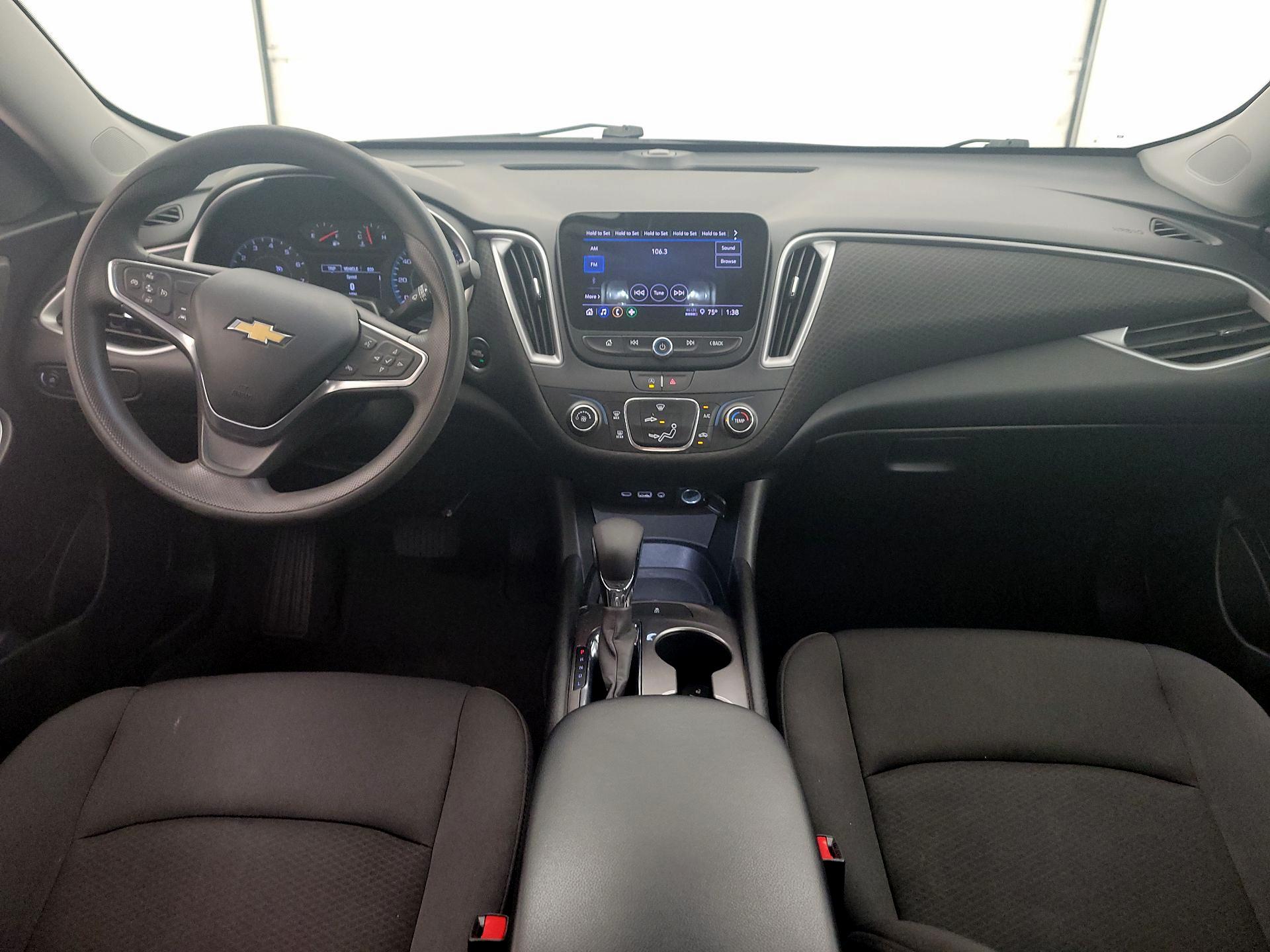 Thumbnail: 2023 Chevrolet Malibu - 9