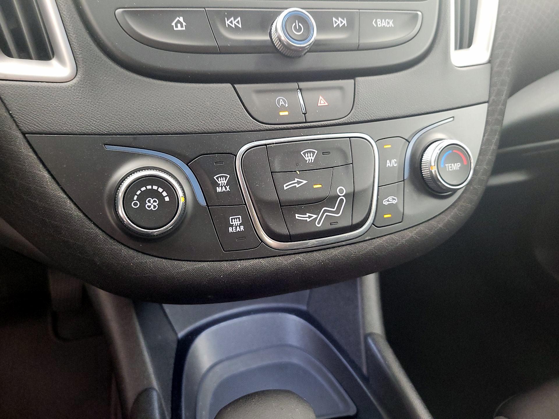 Thumbnail: 2023 Chevrolet Malibu - 16