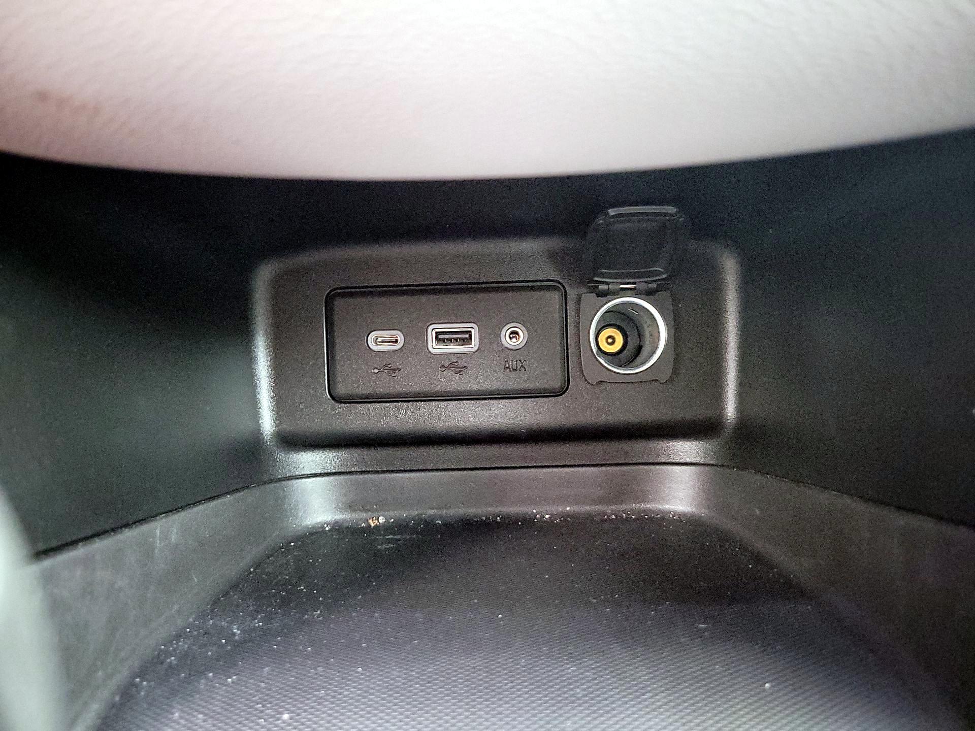 Thumbnail: 2022 Chevrolet Equinox - 18