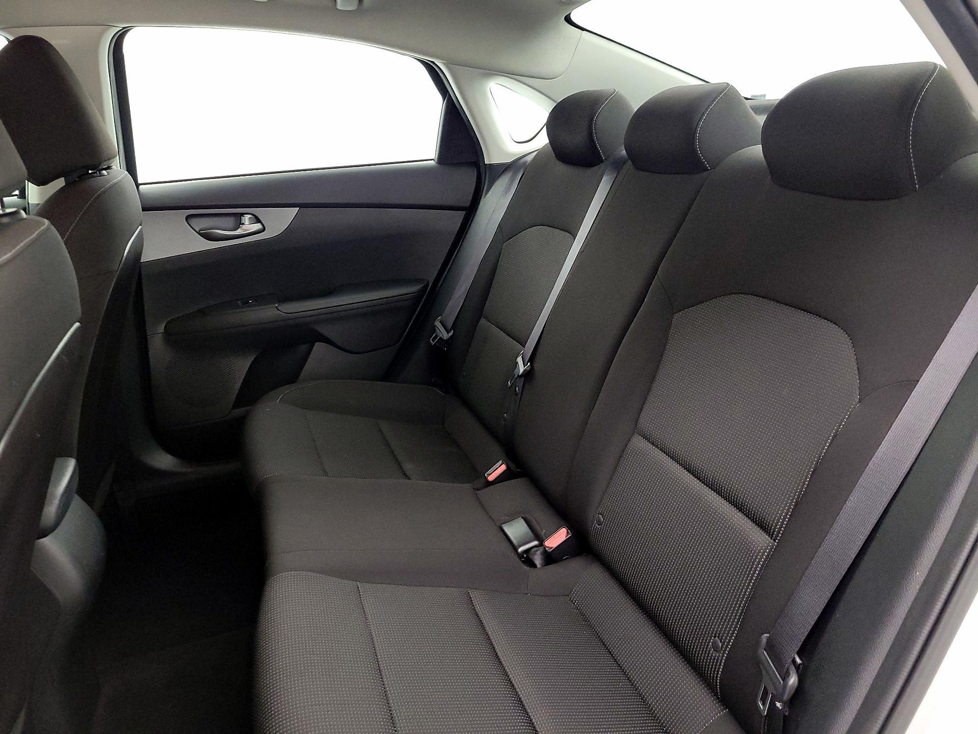 Thumbnail: 2021 Kia Forte - 19