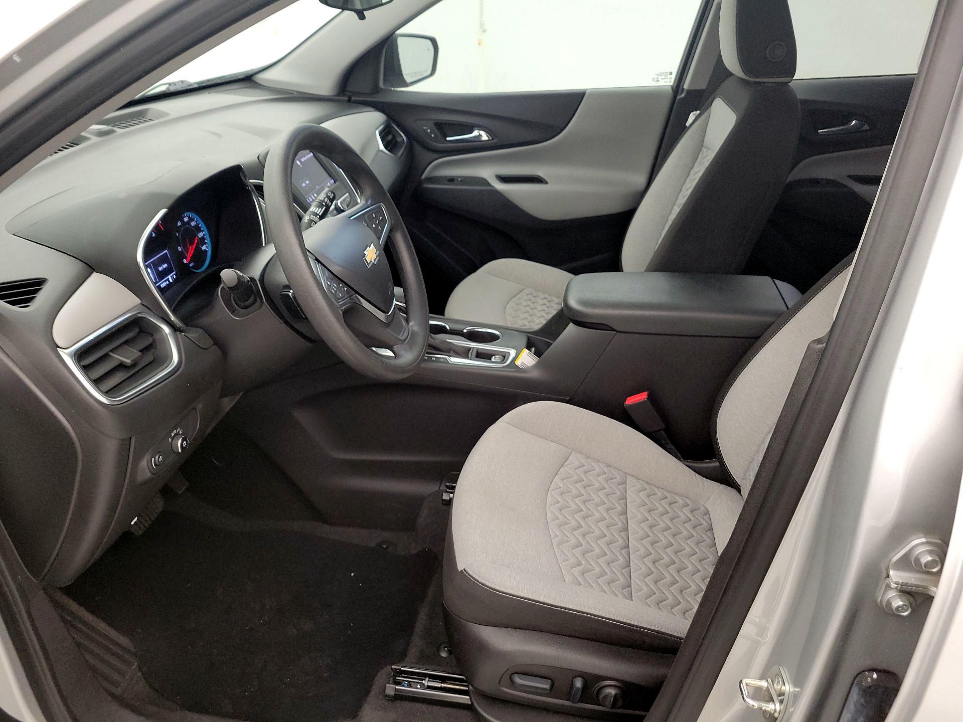 Thumbnail: 2022 Chevrolet Equinox - 11