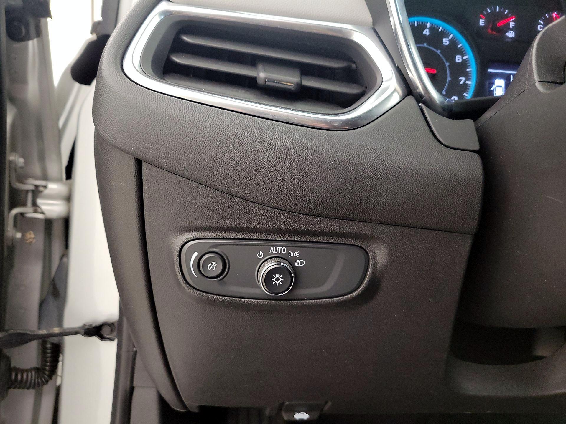 Thumbnail: 2022 Chevrolet Equinox - 13