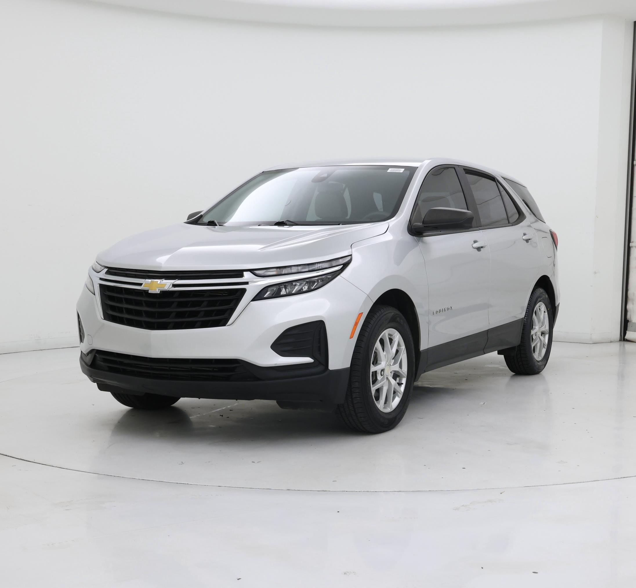 Thumbnail: 2022 Chevrolet Equinox - 4
