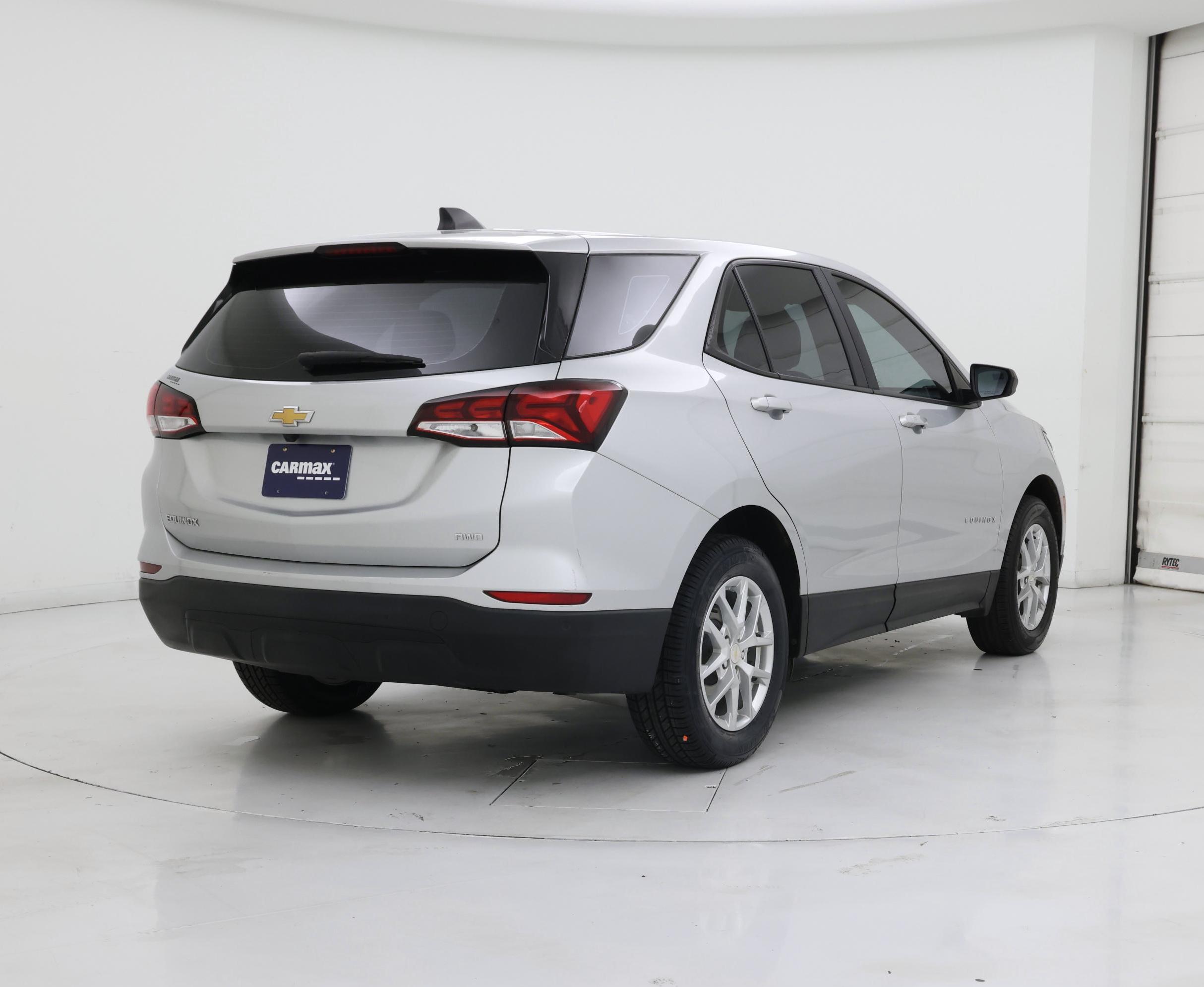 Thumbnail: 2022 Chevrolet Equinox - 8