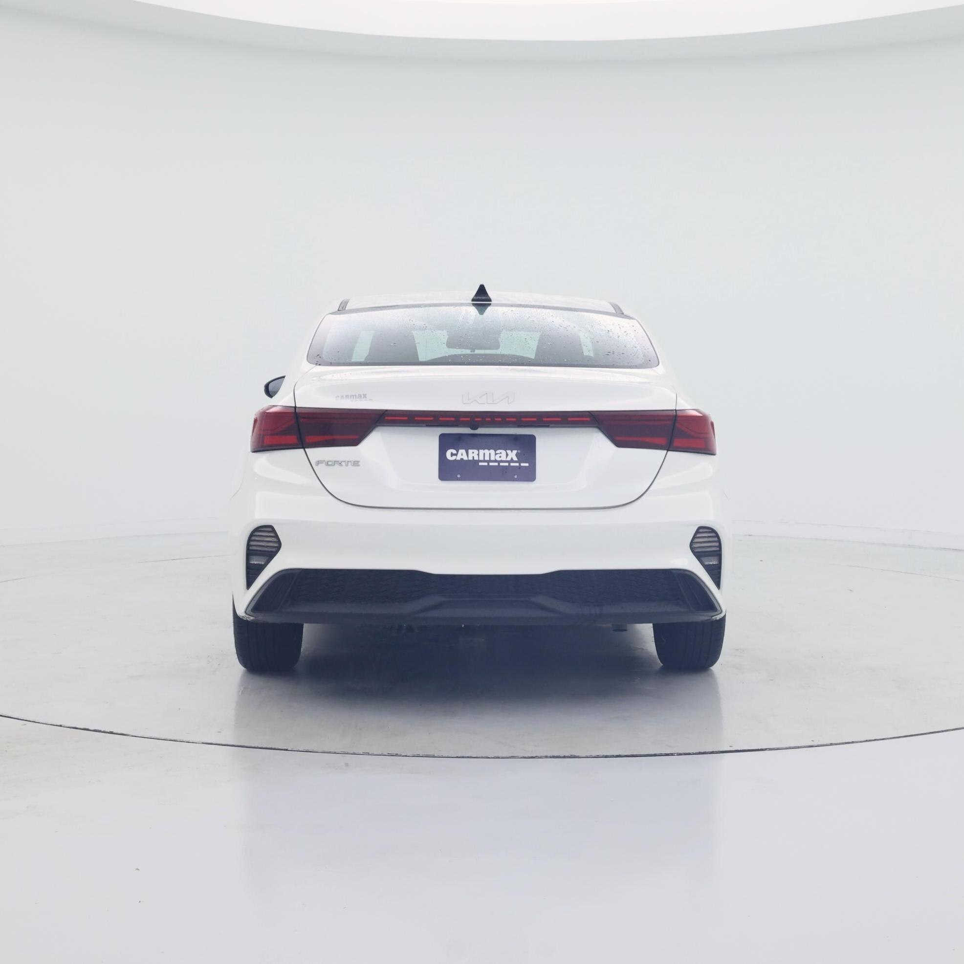 Thumbnail: 2024 Kia Forte - 6