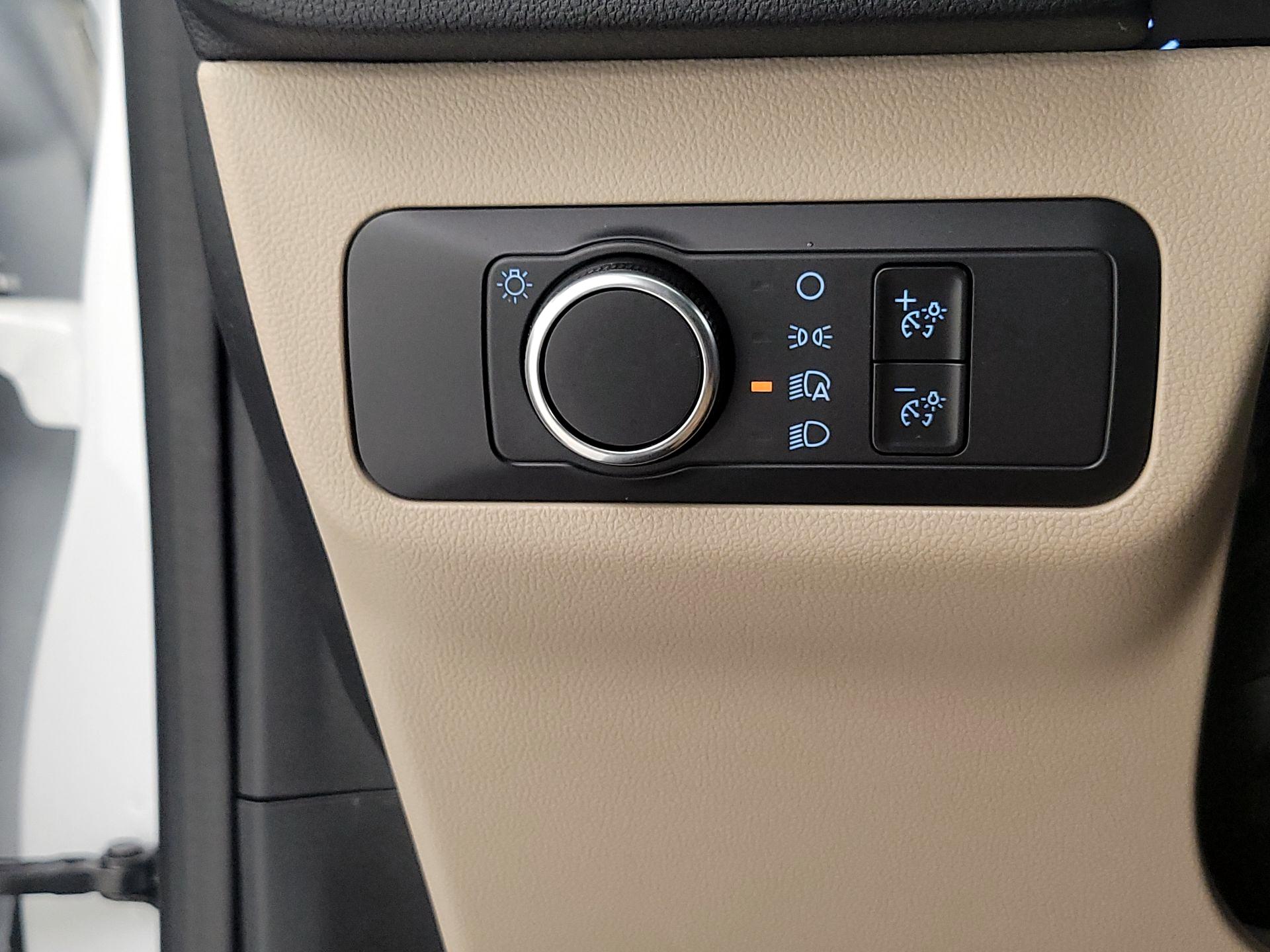 Thumbnail: 2022 Ford Escape - 13