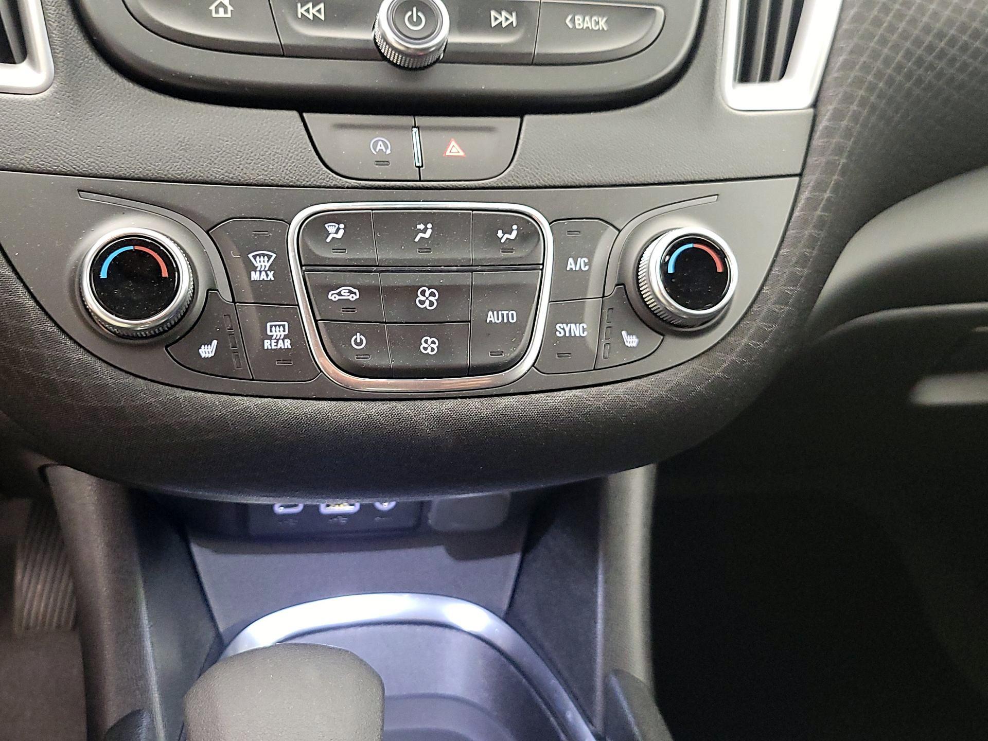 Thumbnail: 2025 Chevrolet Malibu - 16