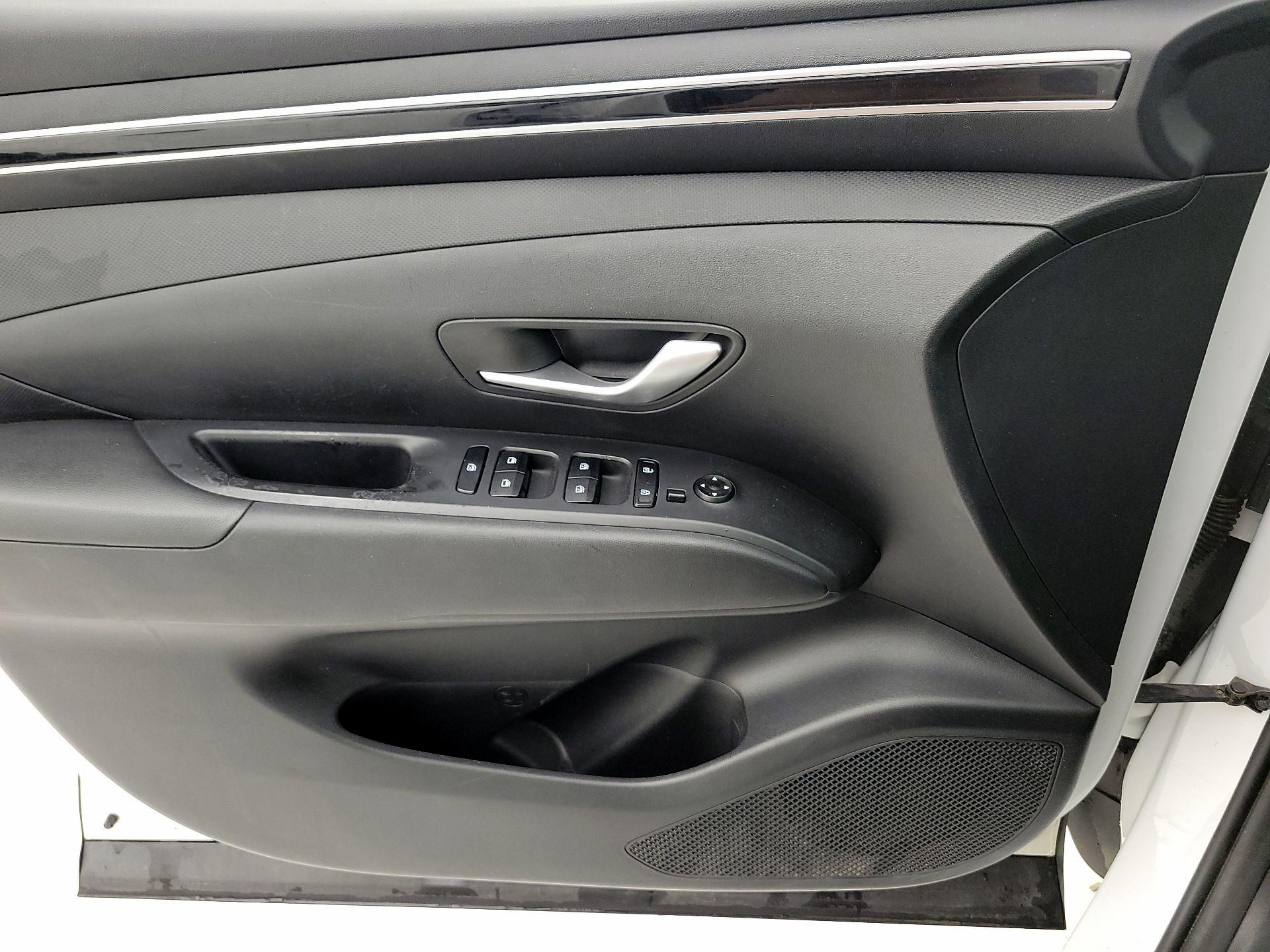 Thumbnail: 2022 Hyundai Santa Cruz - 12