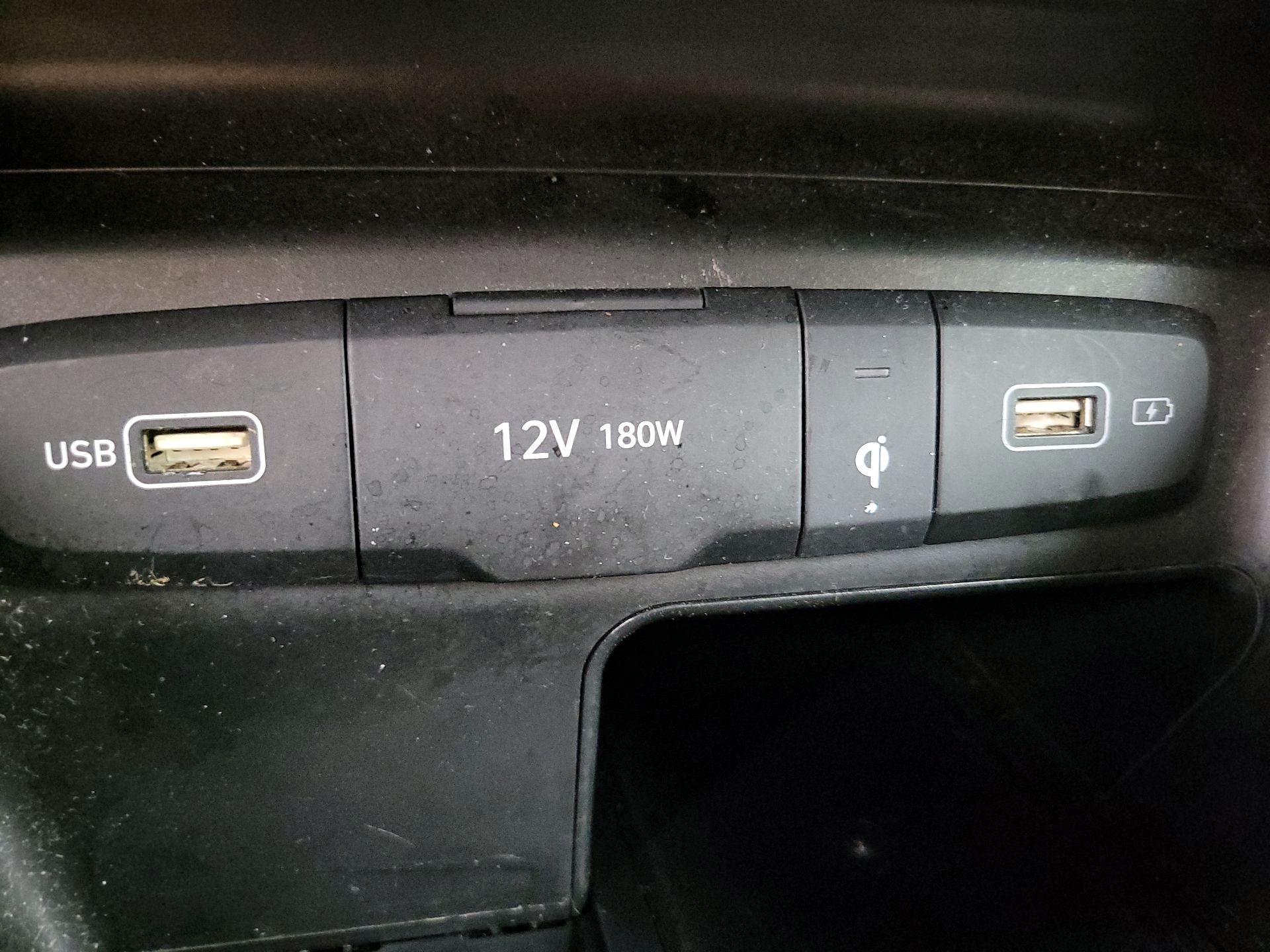 Thumbnail: 2022 Hyundai Santa Cruz - 18