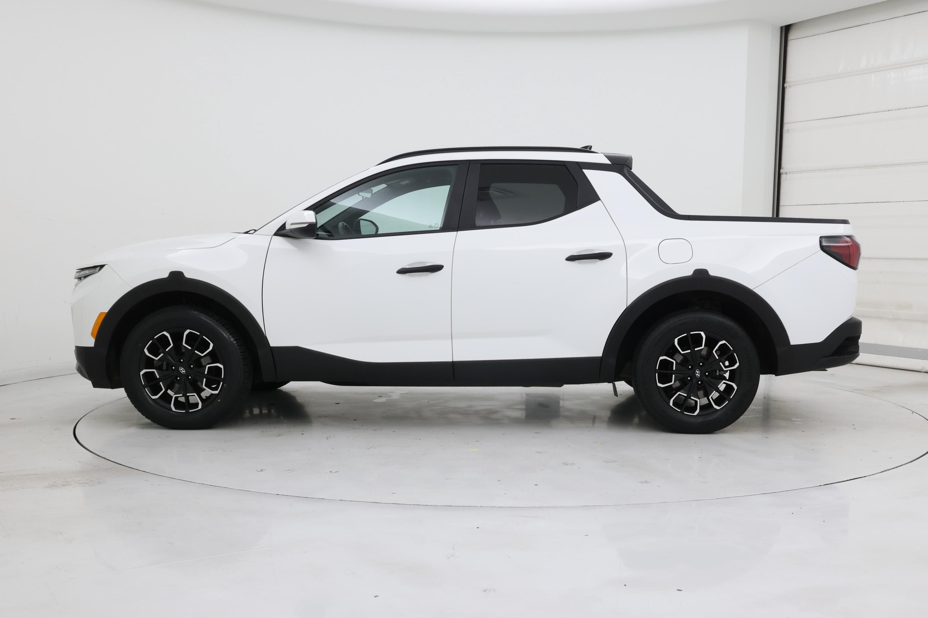 Thumbnail: 2022 Hyundai Santa Cruz - 3