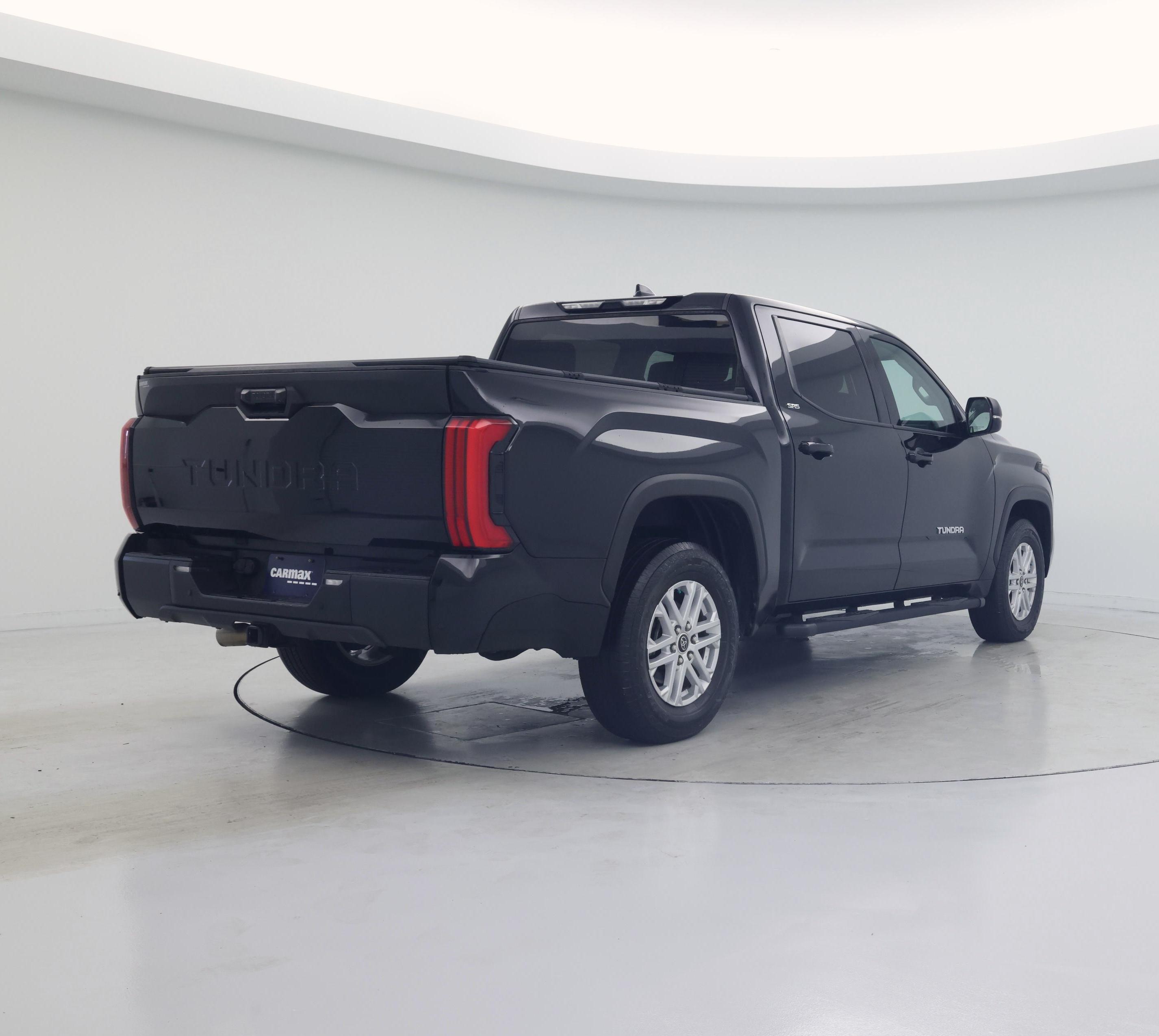 Thumbnail: 2023 Toyota Tundra - 8