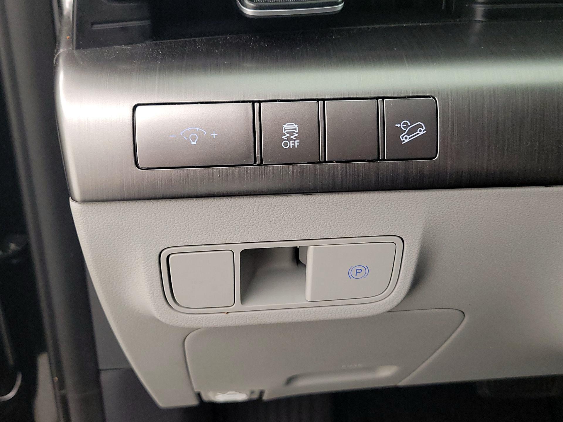 Thumbnail: 2025 Hyundai Kona - 13