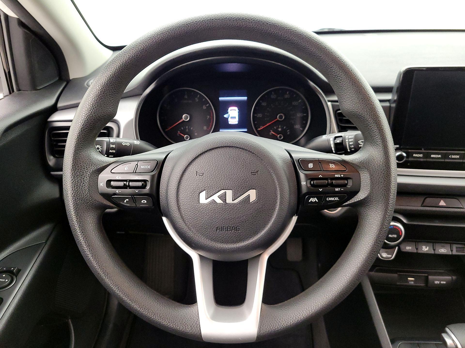 Thumbnail: 2023 Kia Rio - 10