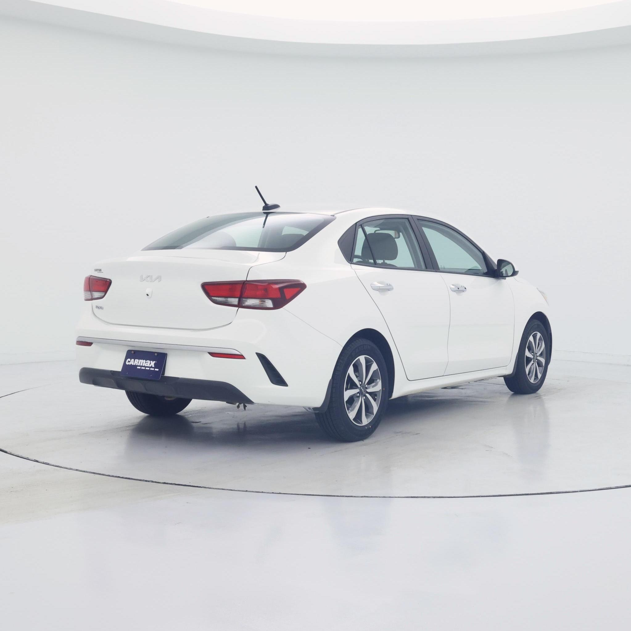 Thumbnail: 2023 Kia Rio - 8