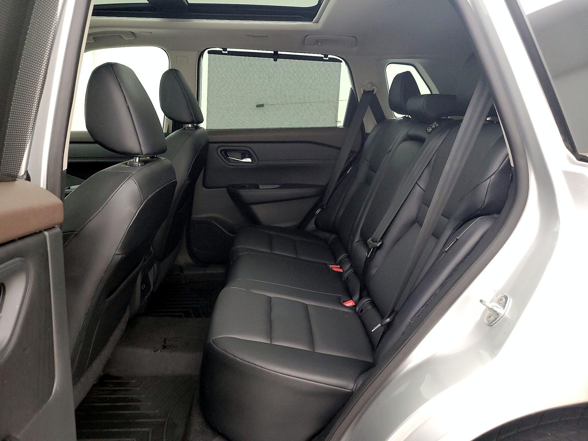 Thumbnail: 2022 Nissan Rogue - 20