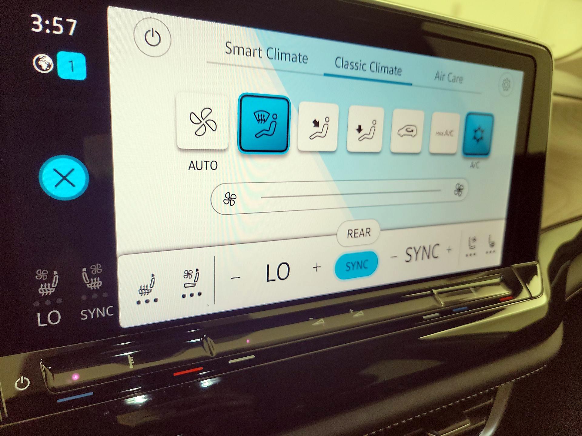 Thumbnail: 2025 Volkswagen Atlas - 16