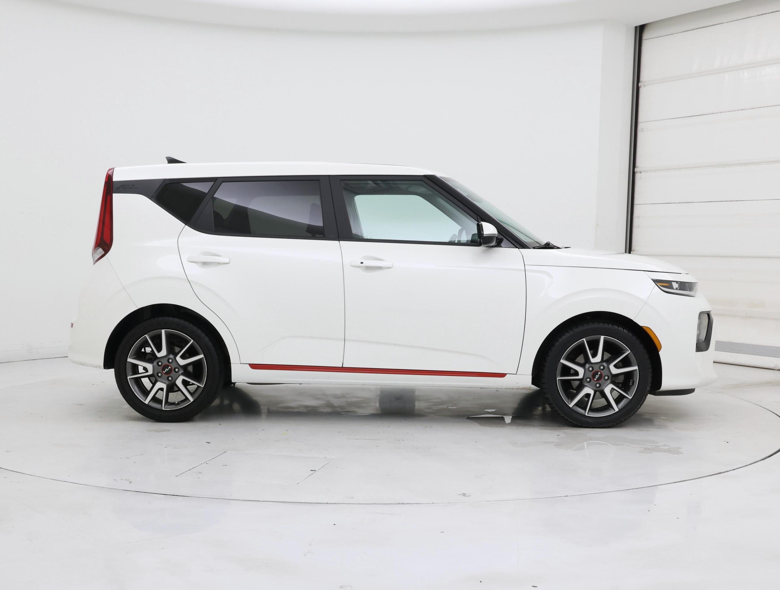 Thumbnail: 2022 Kia Soul - 7