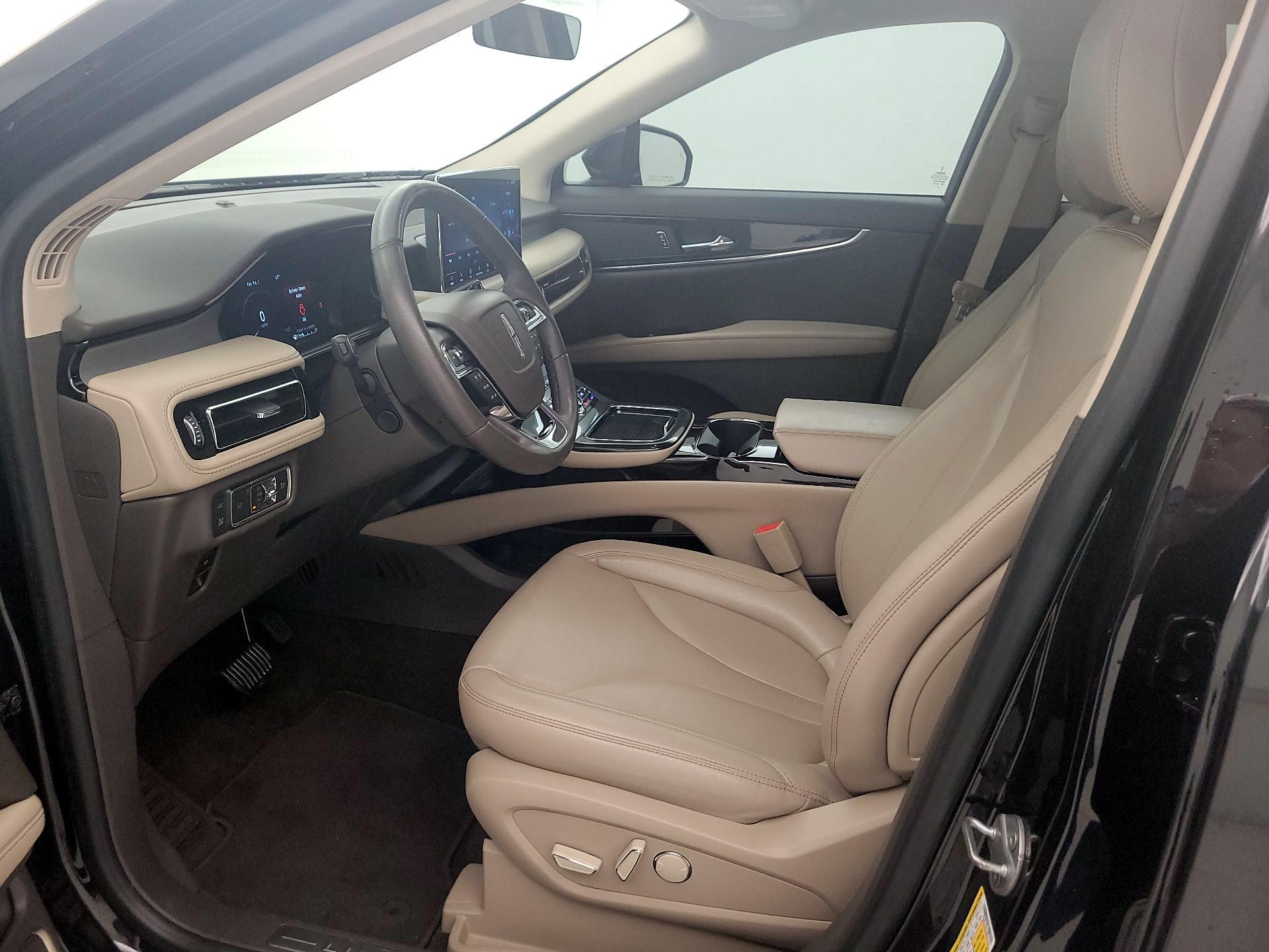 Thumbnail: 2022 Lincoln Nautilus - 9