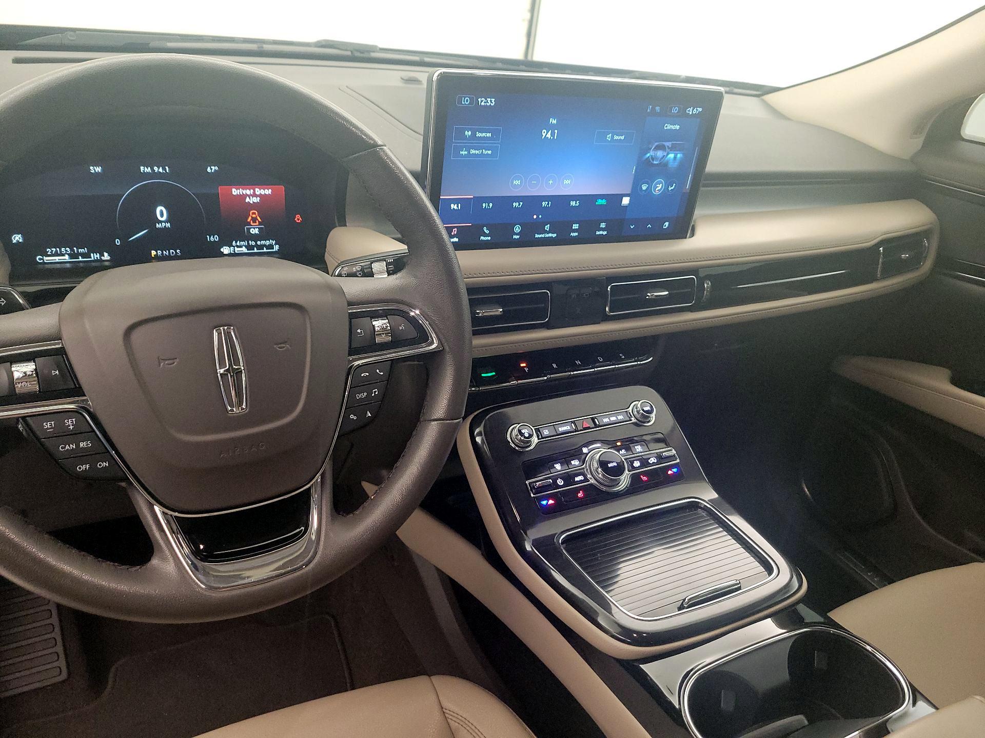 Thumbnail: 2022 Lincoln Nautilus - 8