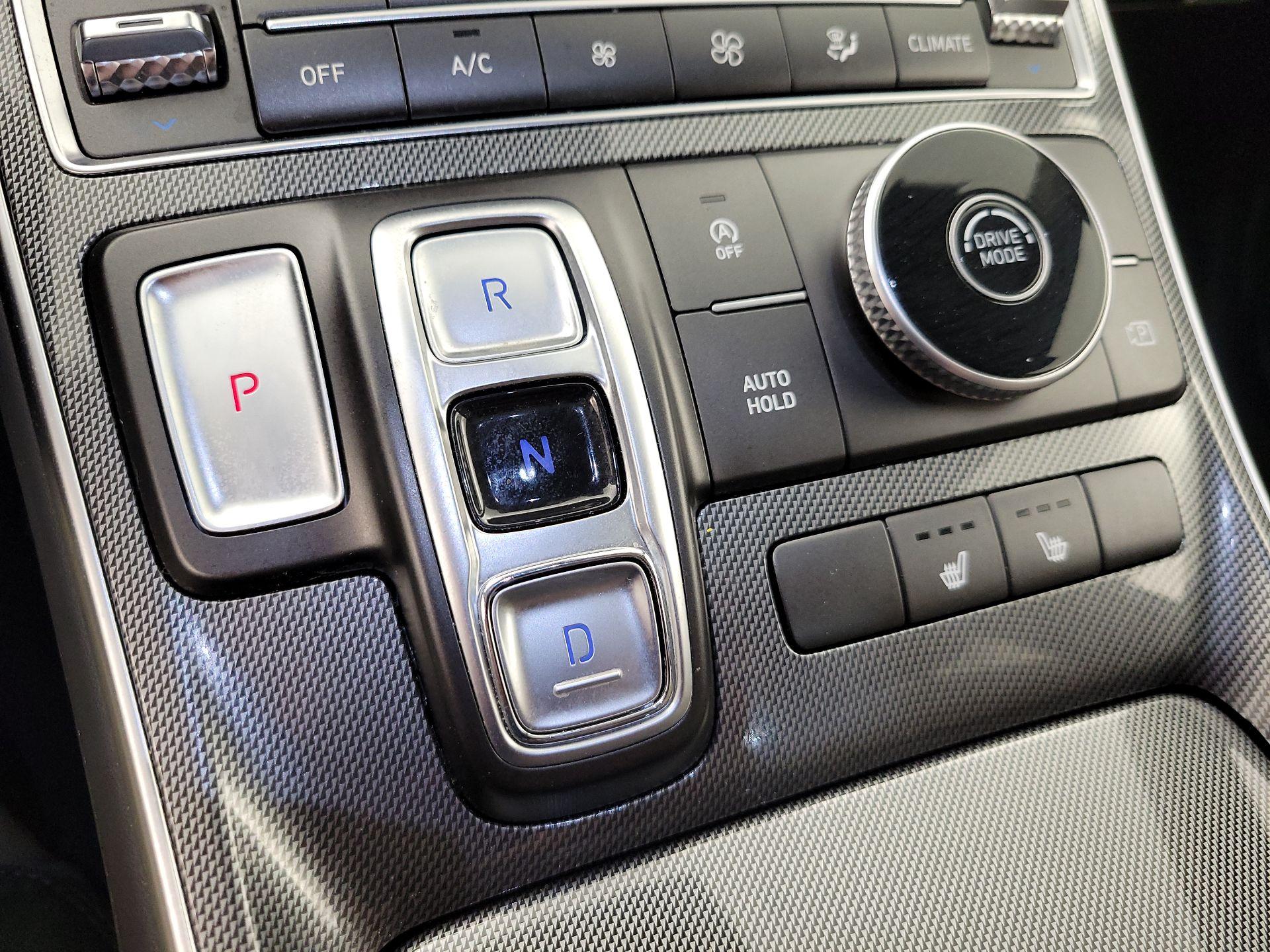 Thumbnail: 2023 Hyundai Santa Fe - 18