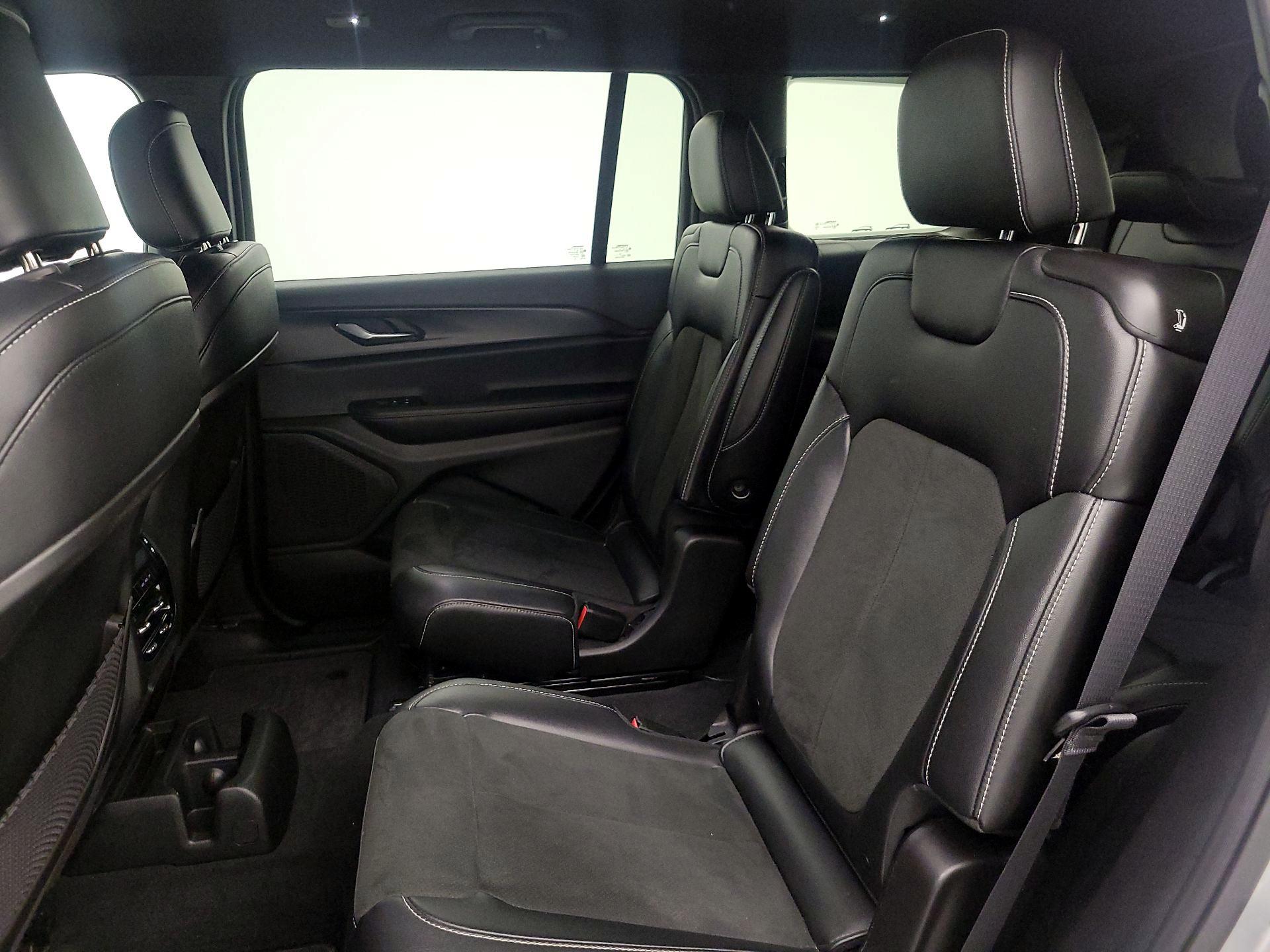 Thumbnail: 2025 Jeep Grand Cherokee L - 19