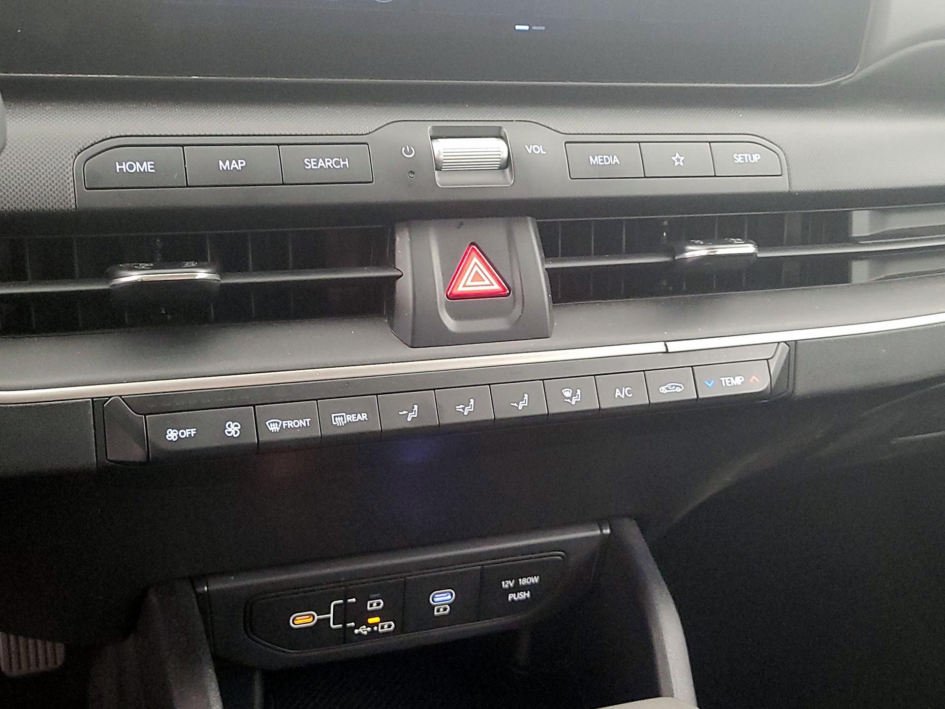 Thumbnail: 2025 Kia K4 - 16