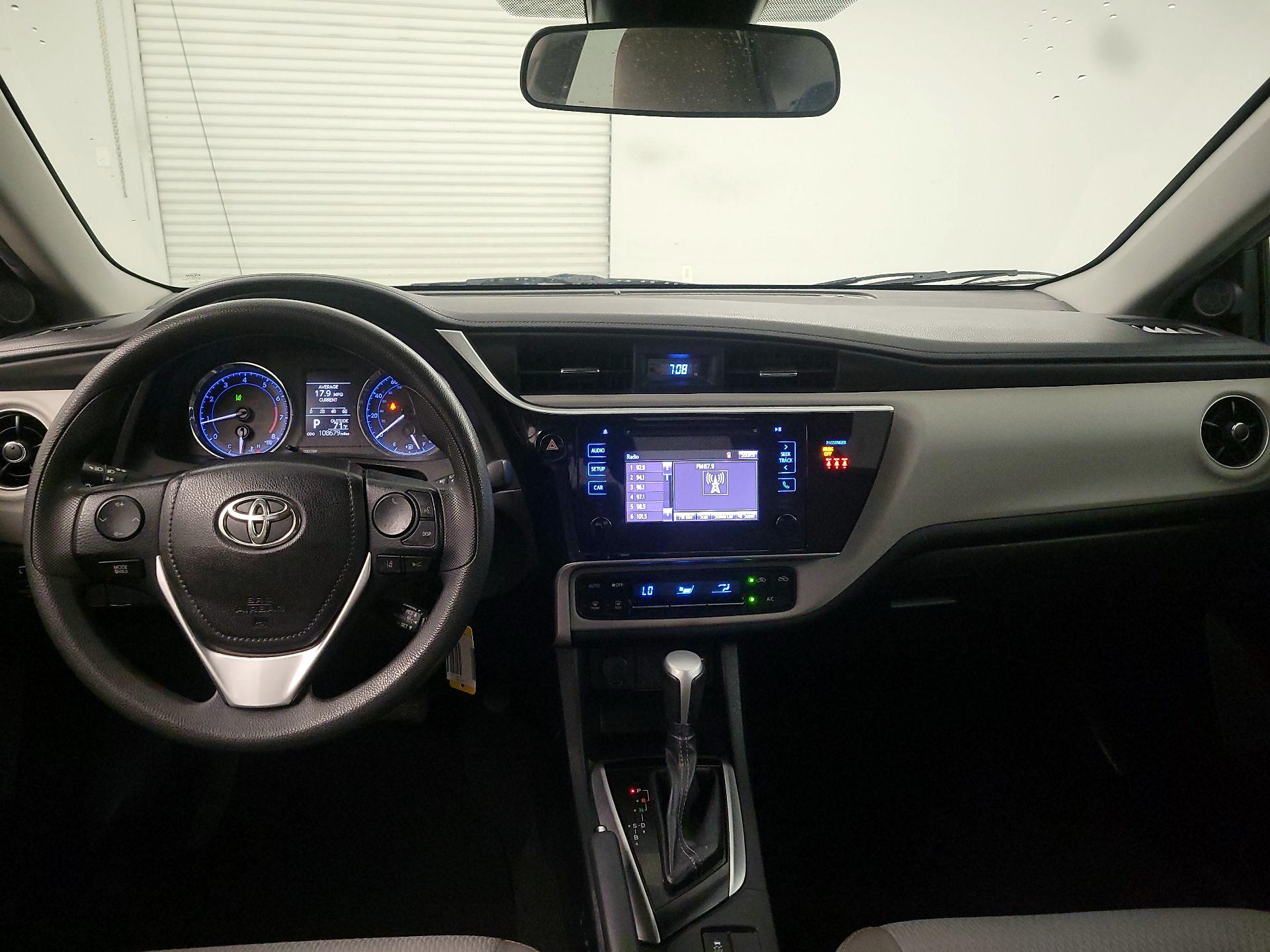 Thumbnail: 2018 Toyota Corolla - 9