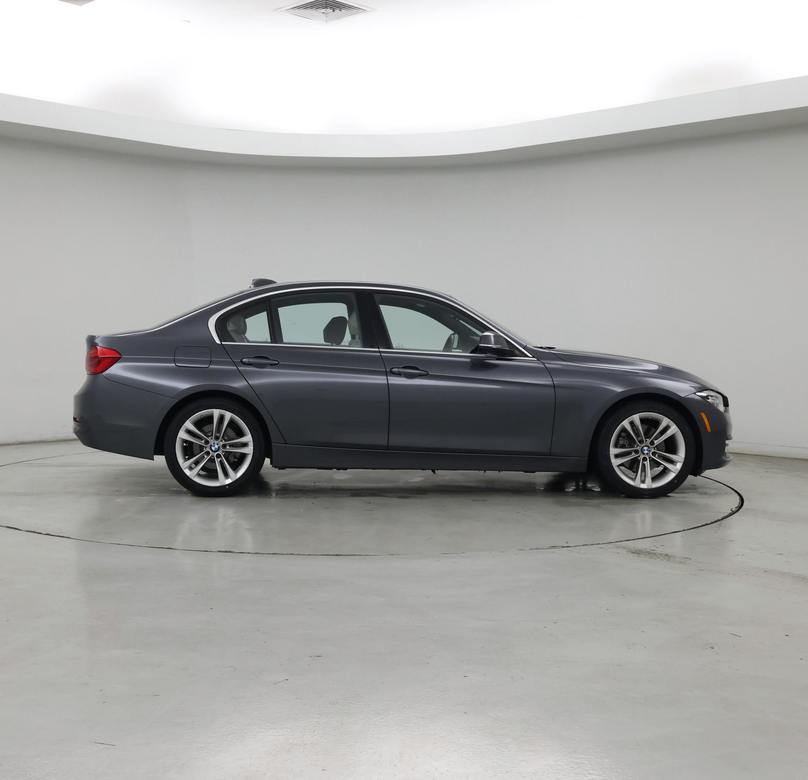 Thumbnail: 2018 BMW 3 Series - 7