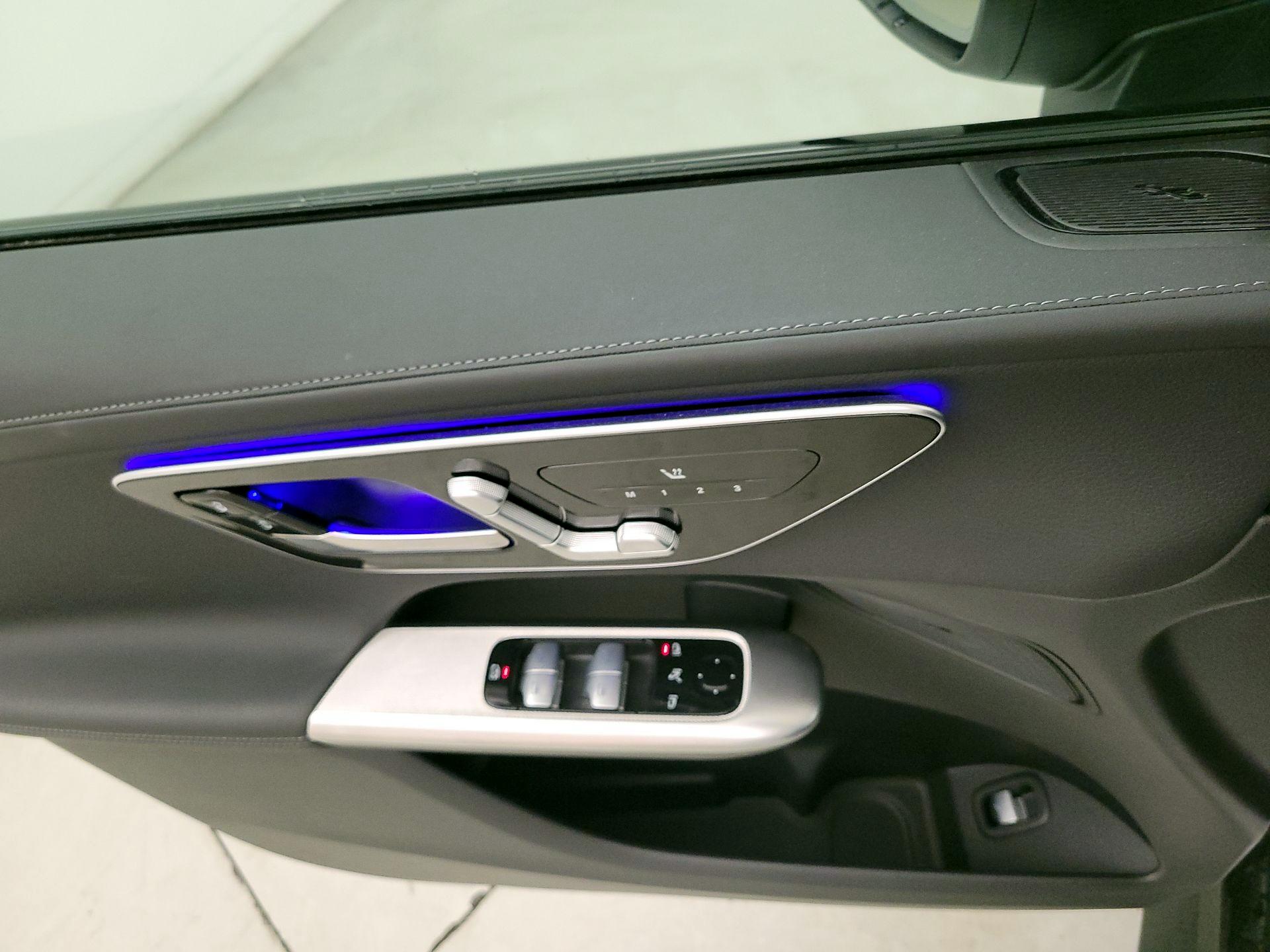 Thumbnail: 2024 Mercedes-Benz GLC - 12