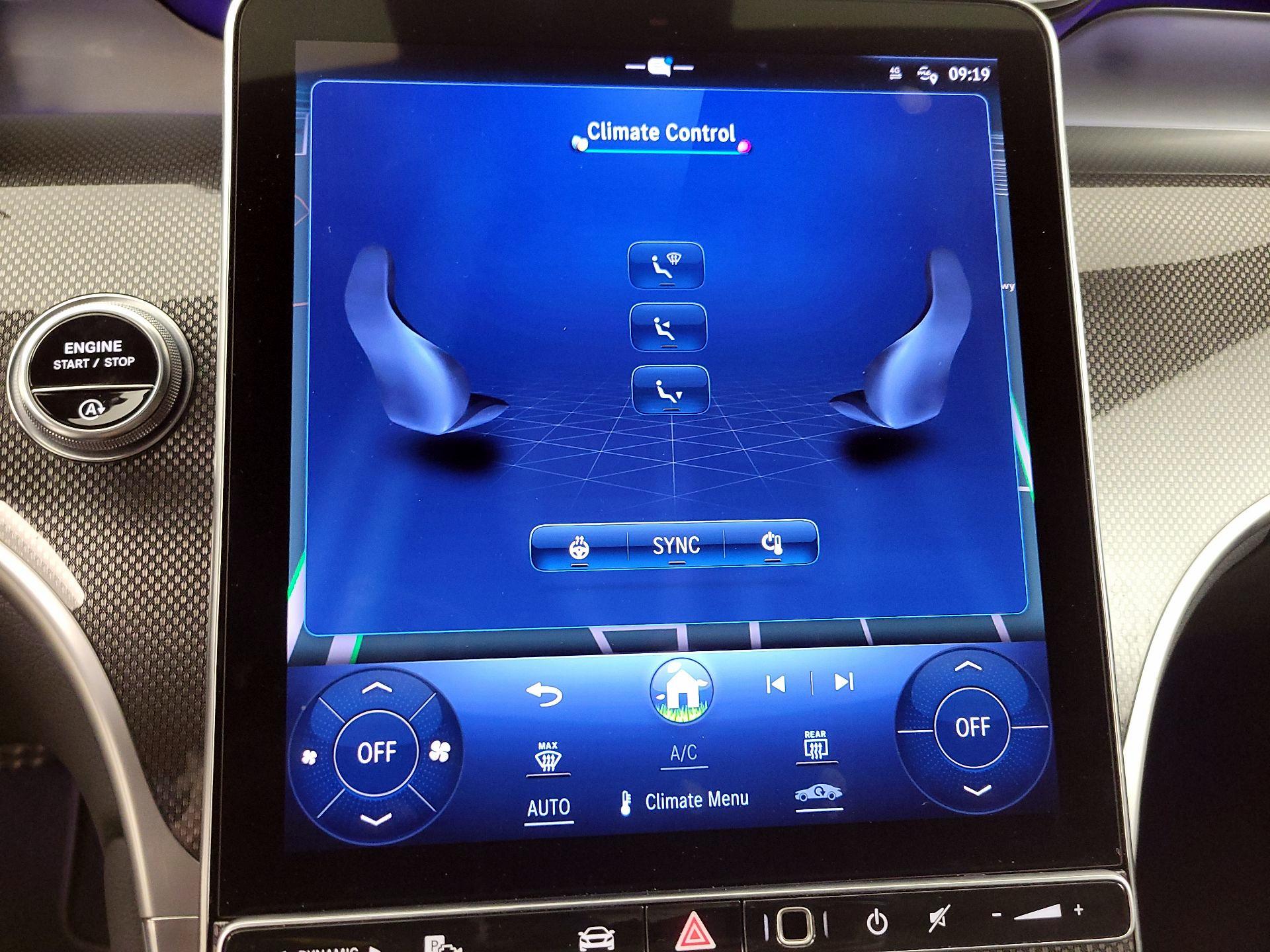 Thumbnail: 2024 Mercedes-Benz GLC - 17