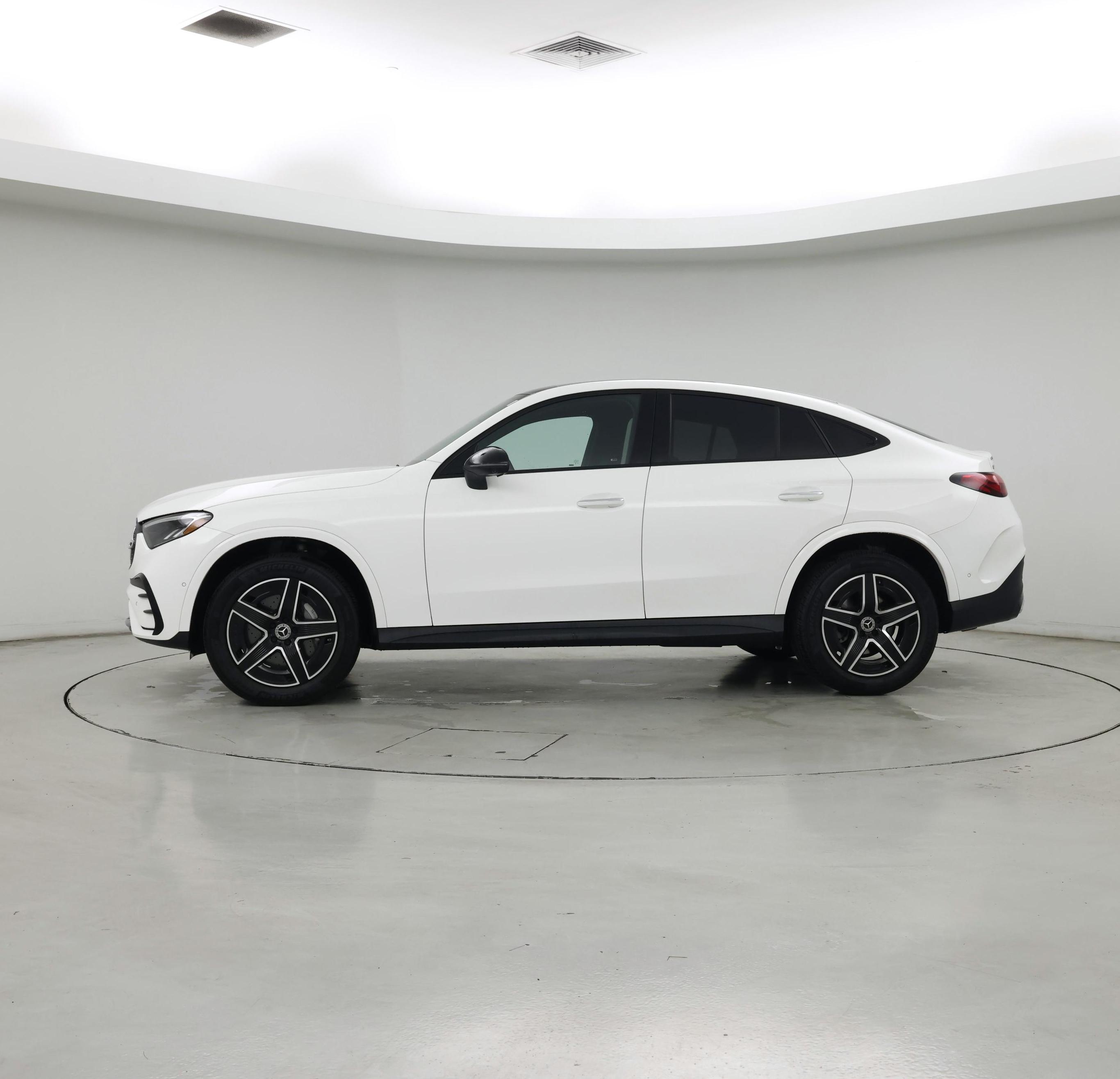 Thumbnail: 2024 Mercedes-Benz GLC - 3