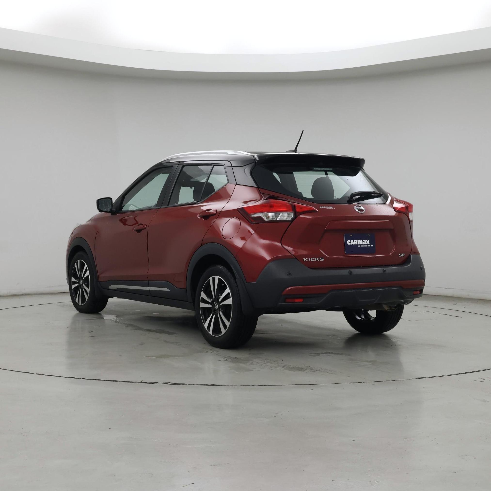 Thumbnail: 2020 Nissan Kicks - 2