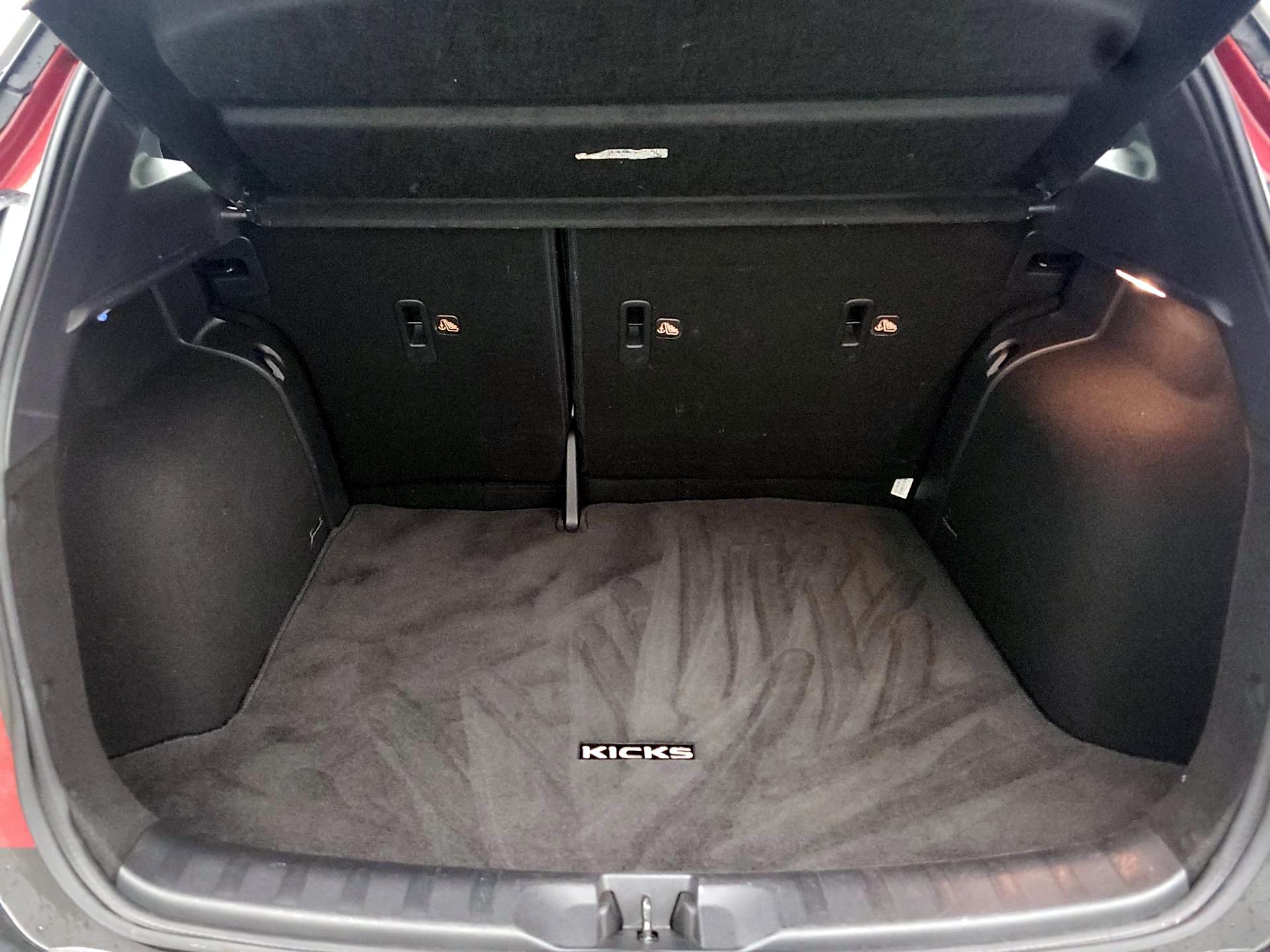 Thumbnail: 2020 Nissan Kicks - 20