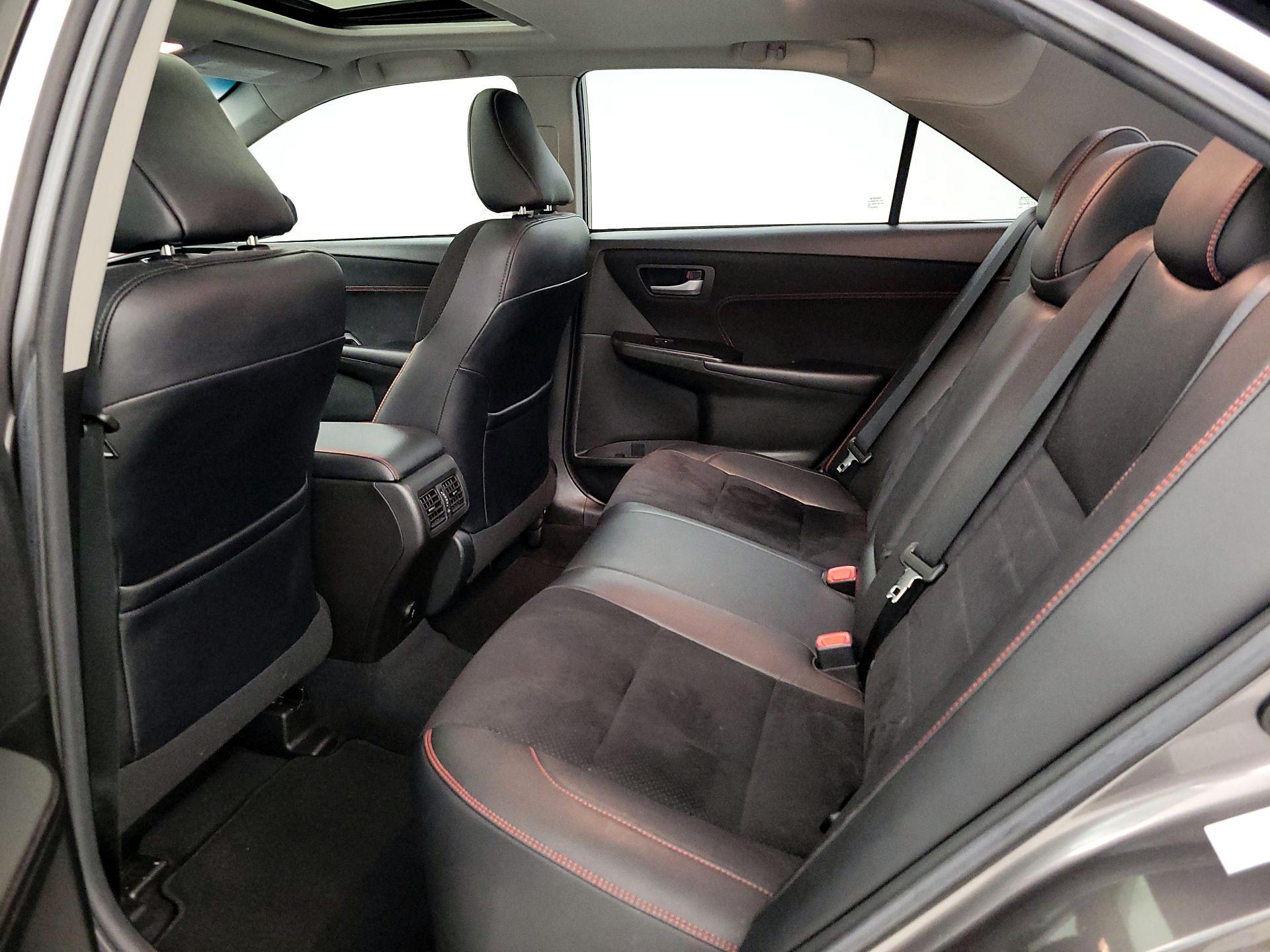 Thumbnail: 2017 Toyota Camry - 20