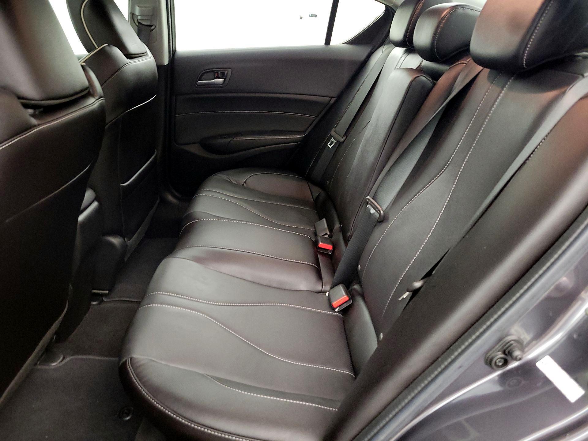 Thumbnail: 2020 Acura ILX - 20