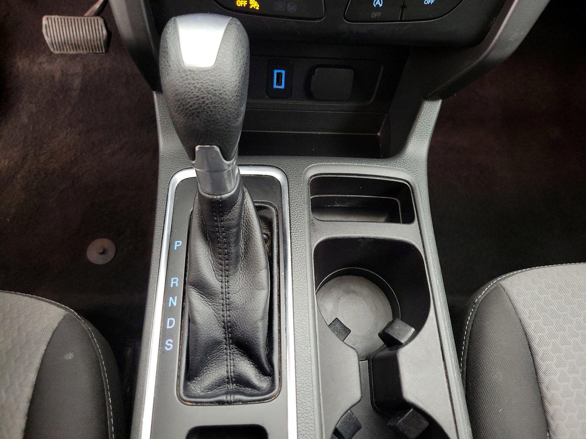 Thumbnail: 2017 Ford Escape - 17