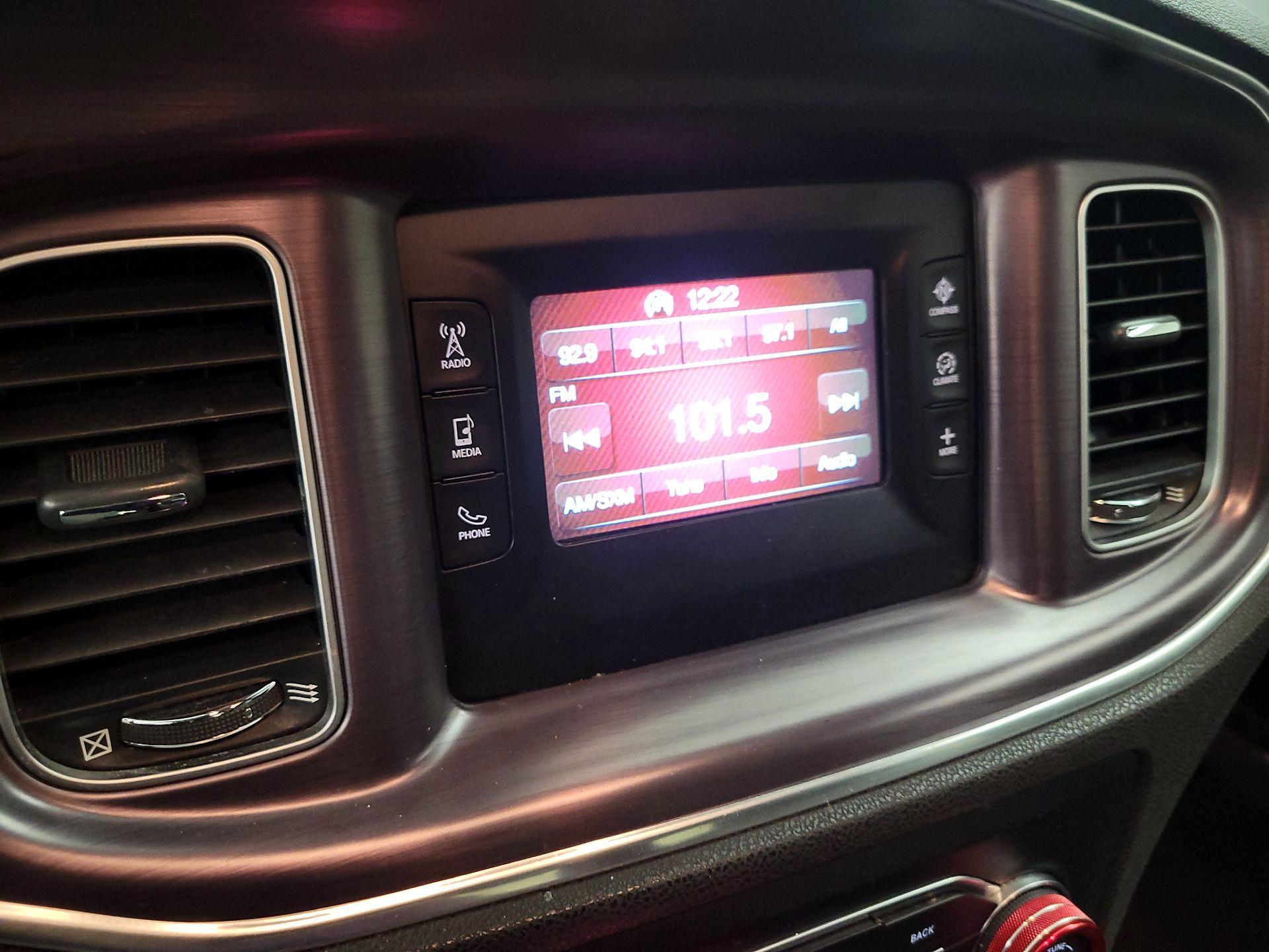 Thumbnail: 2015 Dodge Charger - 14