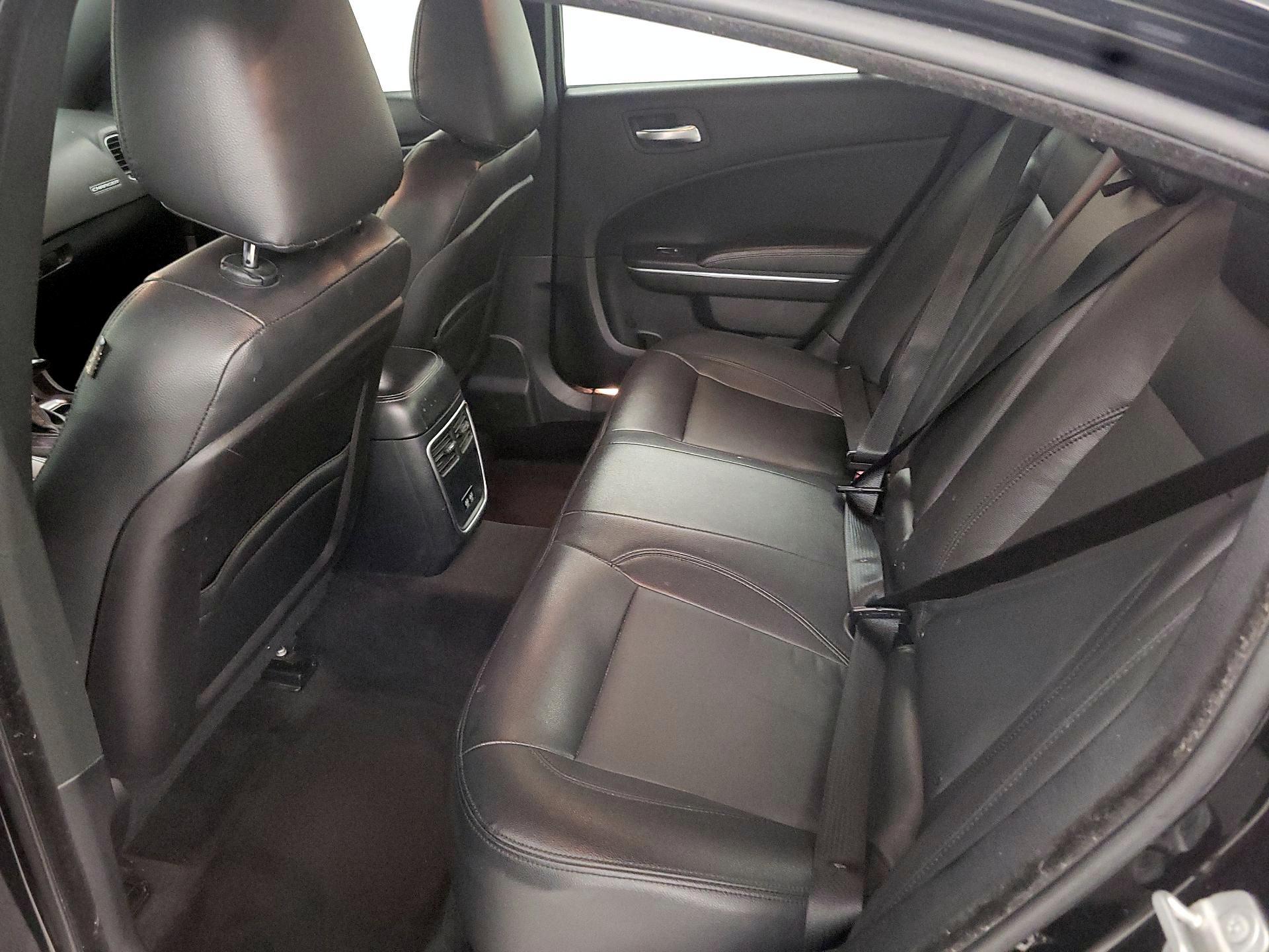 Thumbnail: 2015 Dodge Charger - 18