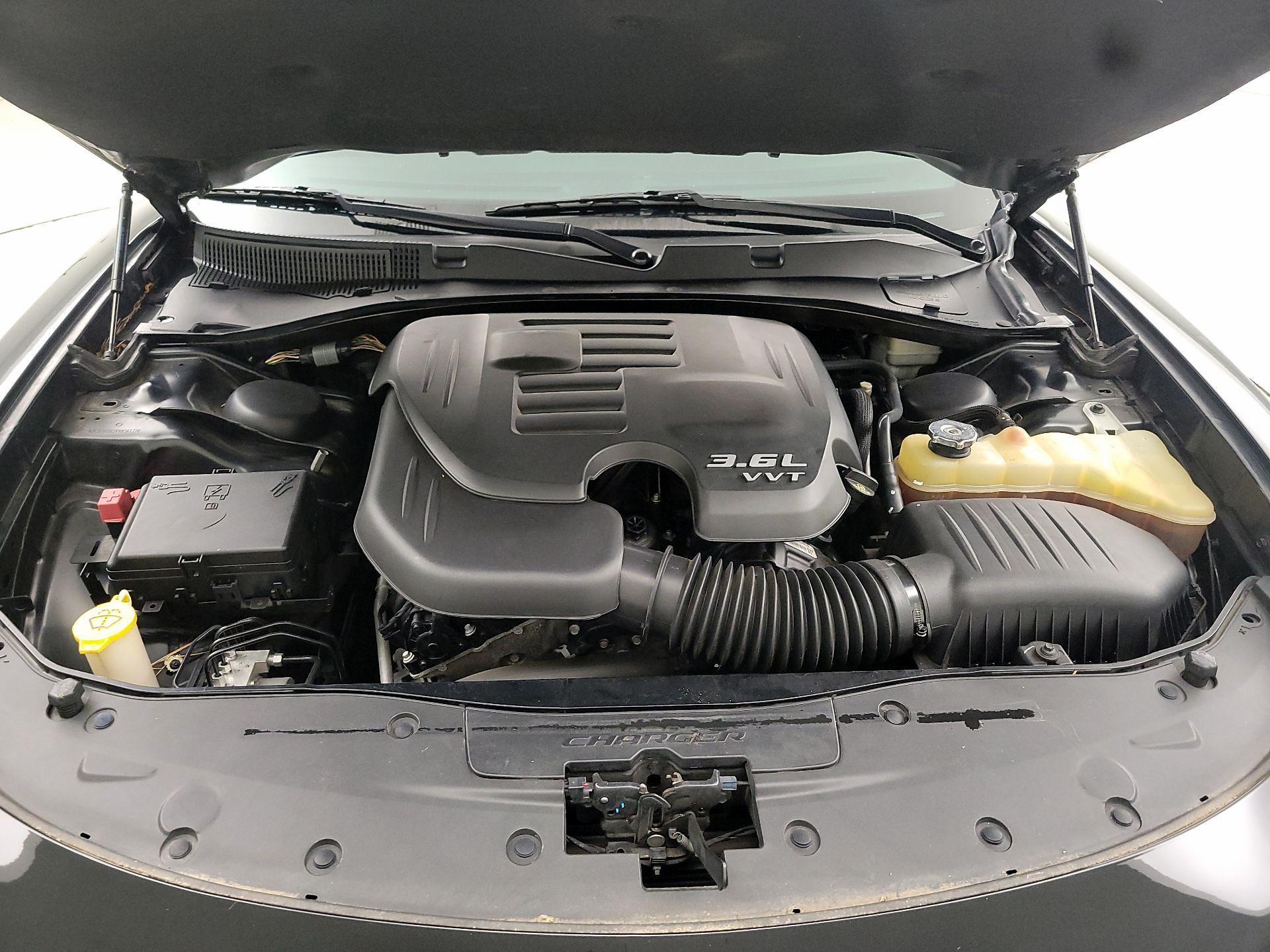 Thumbnail: 2015 Dodge Charger - 20