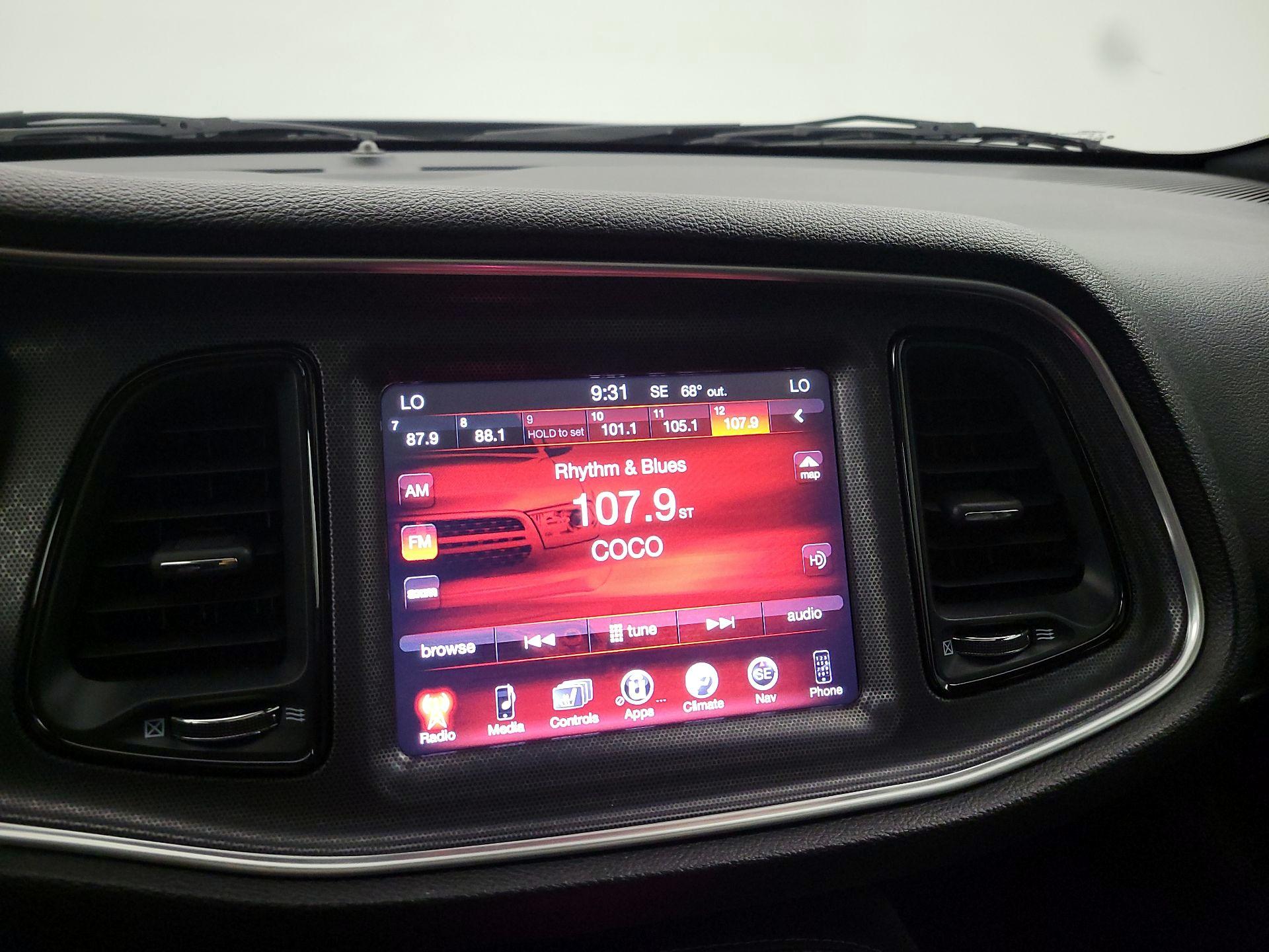 Thumbnail: 2015 Dodge Challenger - 16