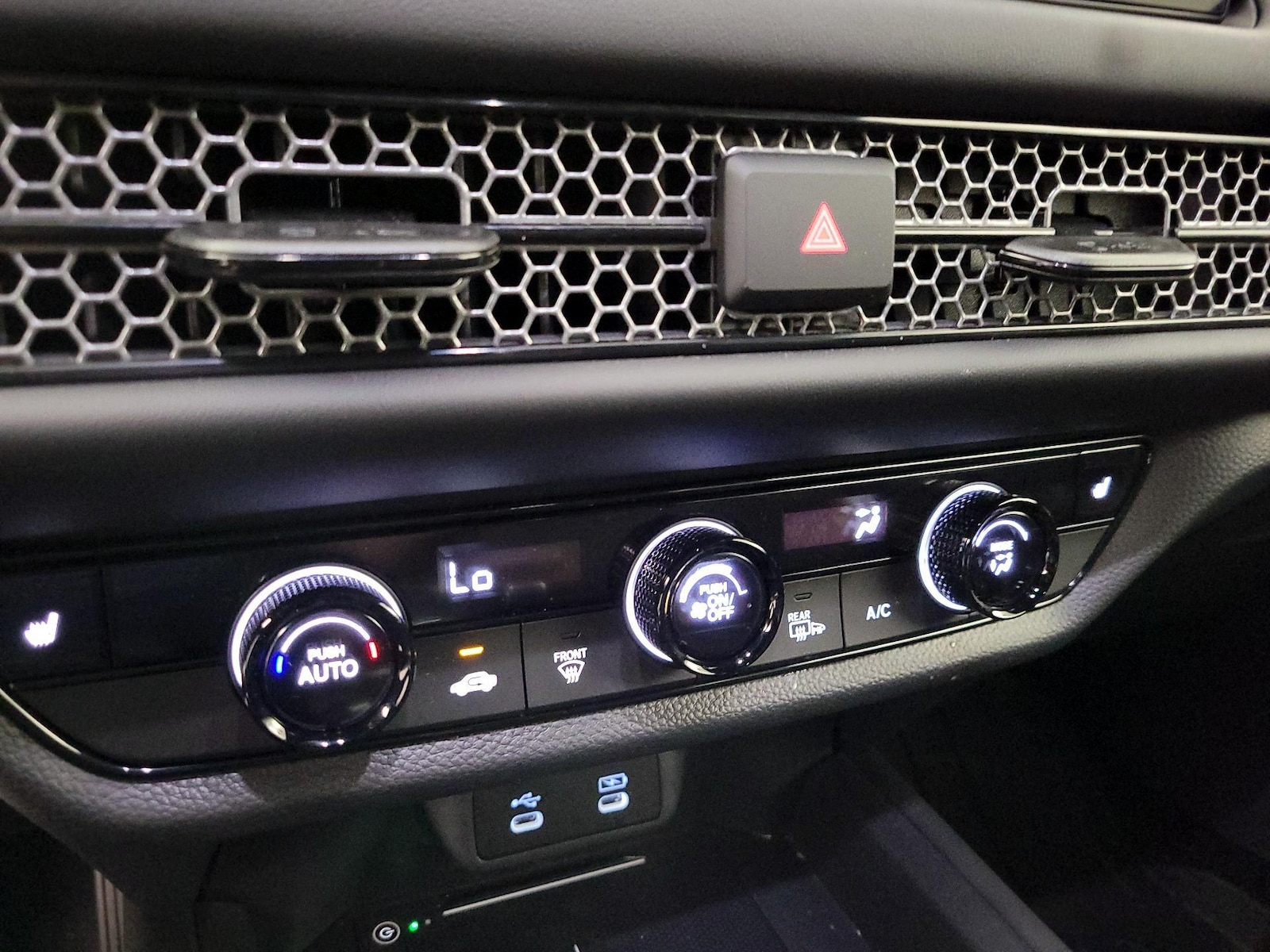 2026 Honda HR-V Sport - Photo 17