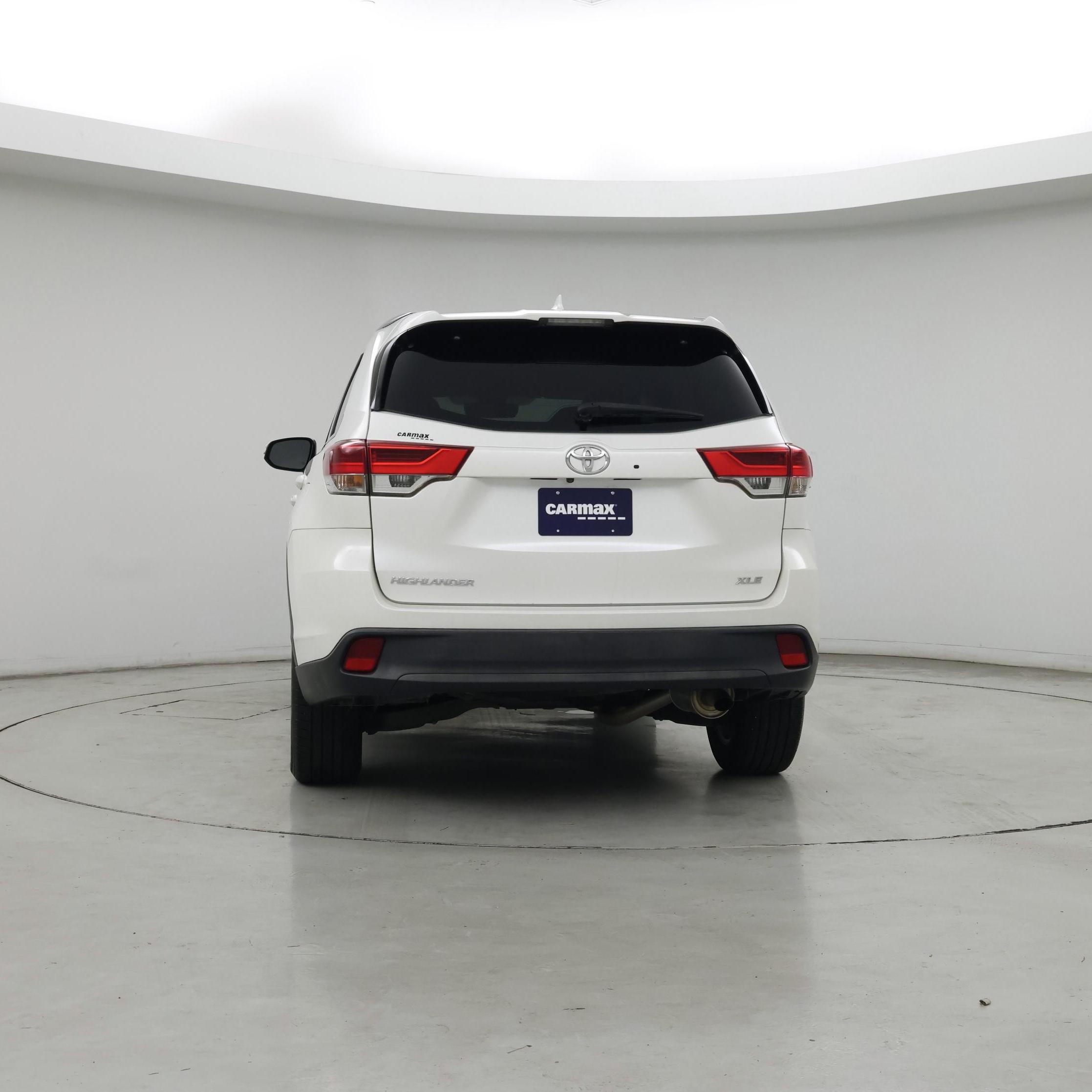 Thumbnail: 2017 Toyota Highlander - 6