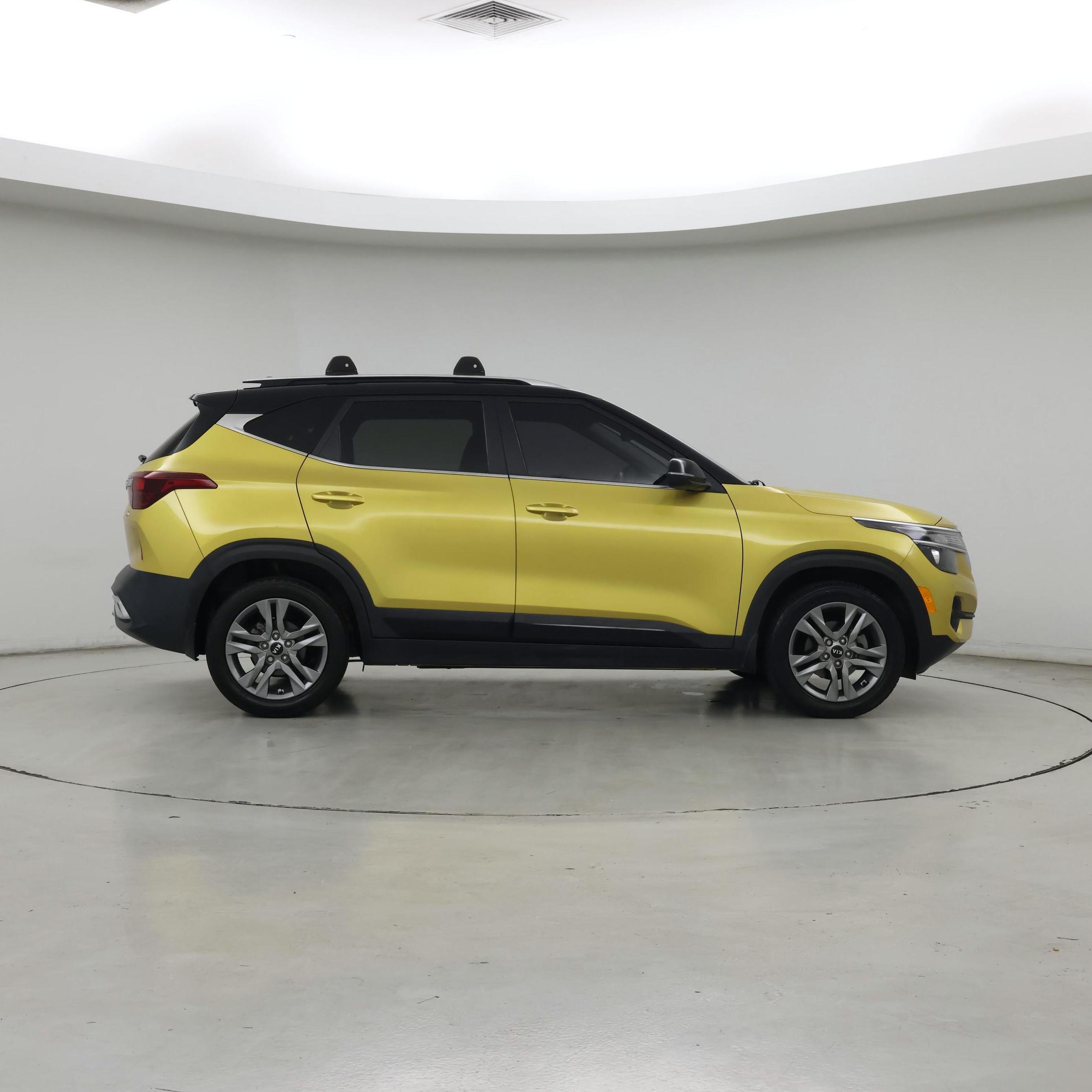 Thumbnail: 2021 Kia Seltos - 7