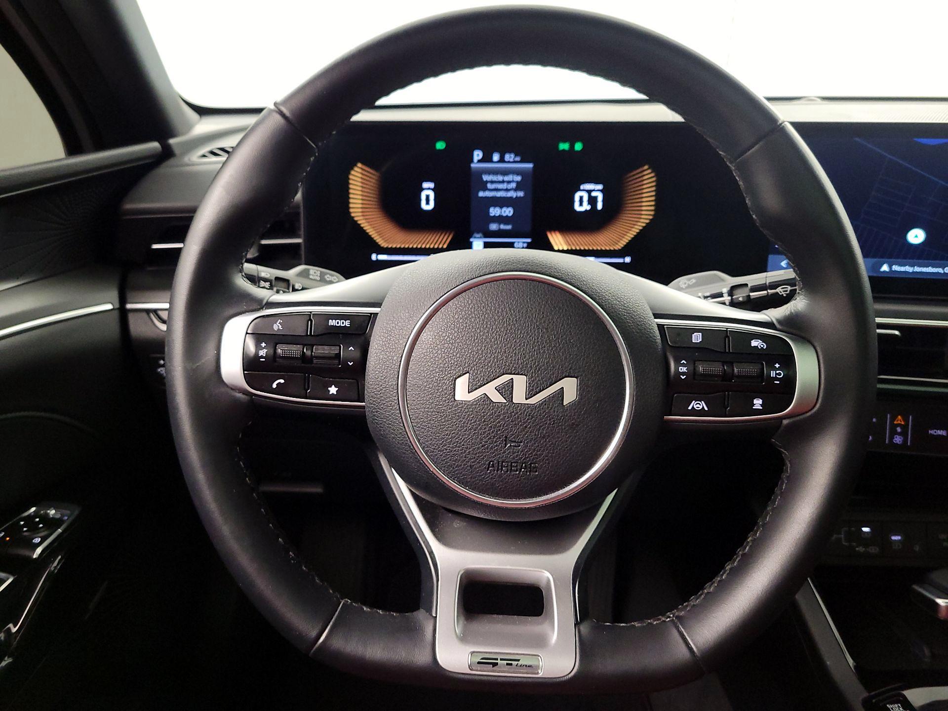 Thumbnail: 2025 Kia K5 - 10