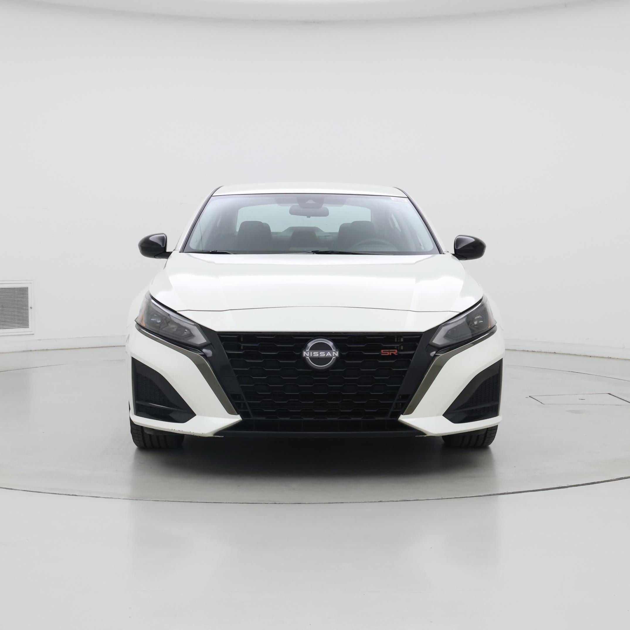 Thumbnail: 2023 Nissan Altima - 5