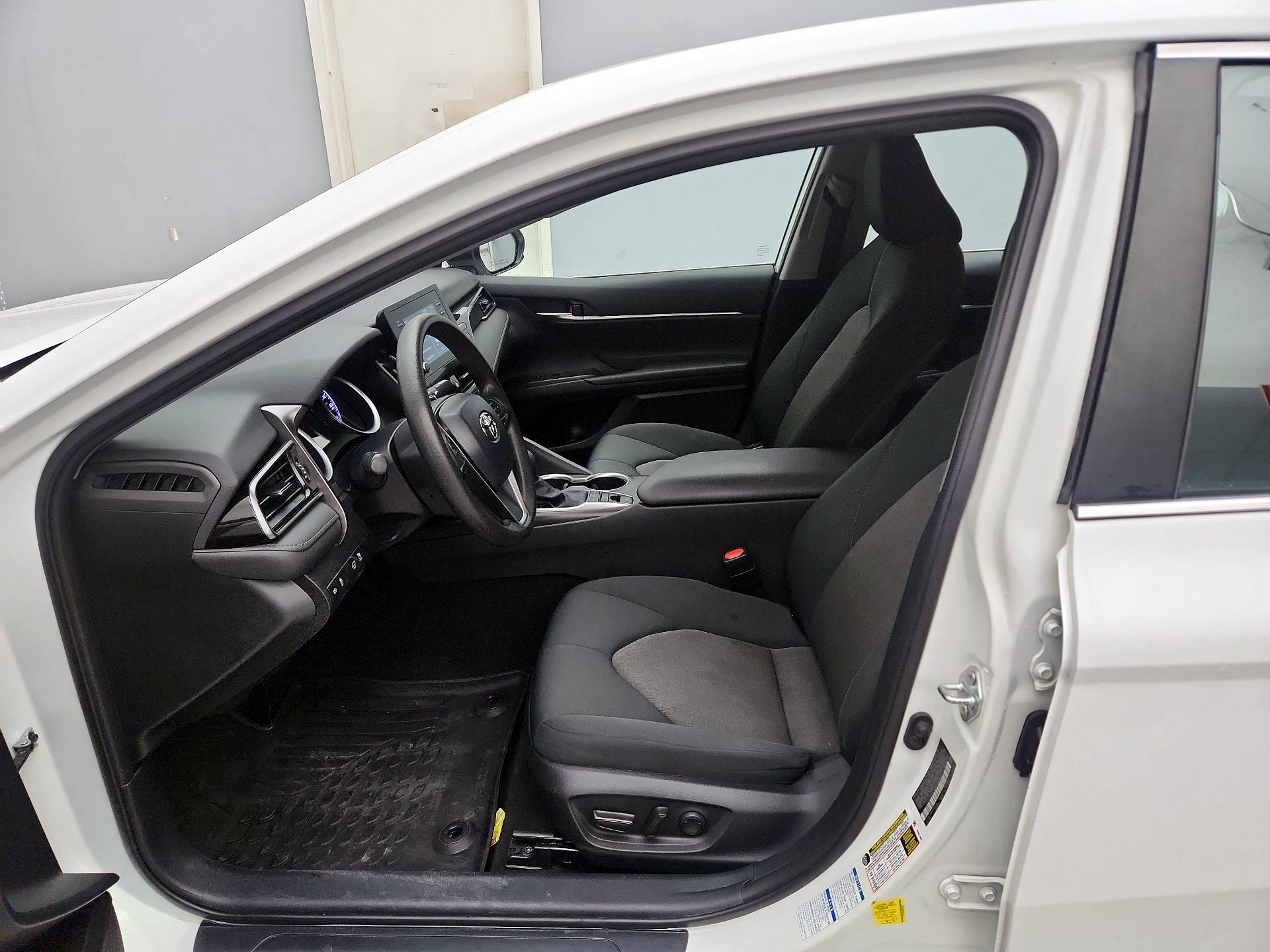 Thumbnail: 2023 Toyota Camry - 11