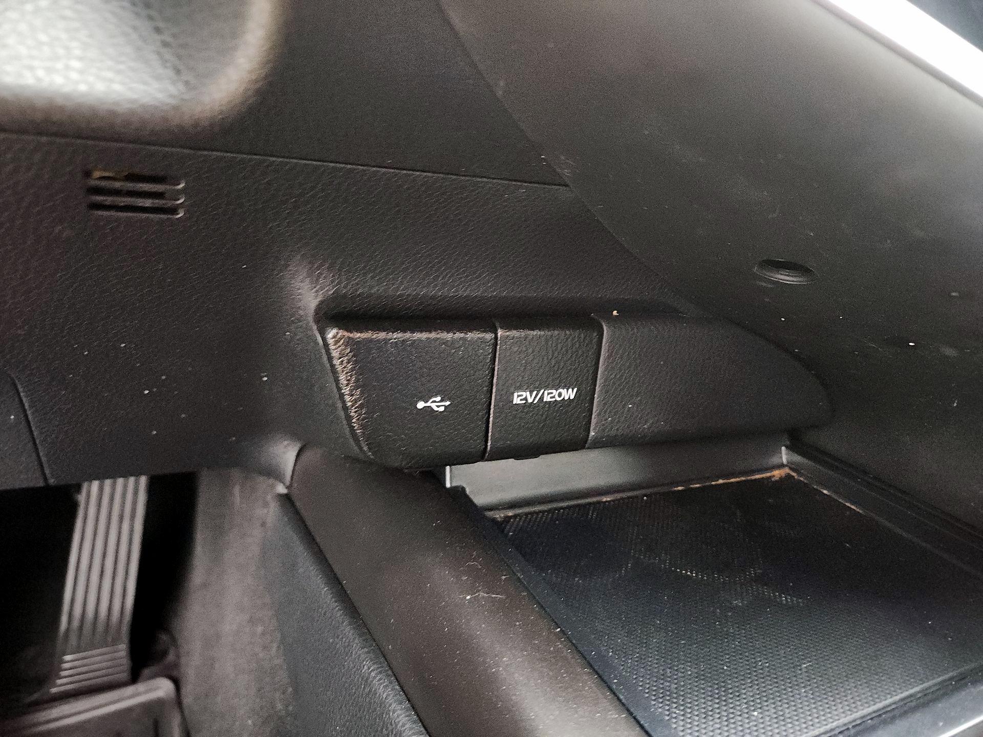 Thumbnail: 2023 Toyota Camry - 18